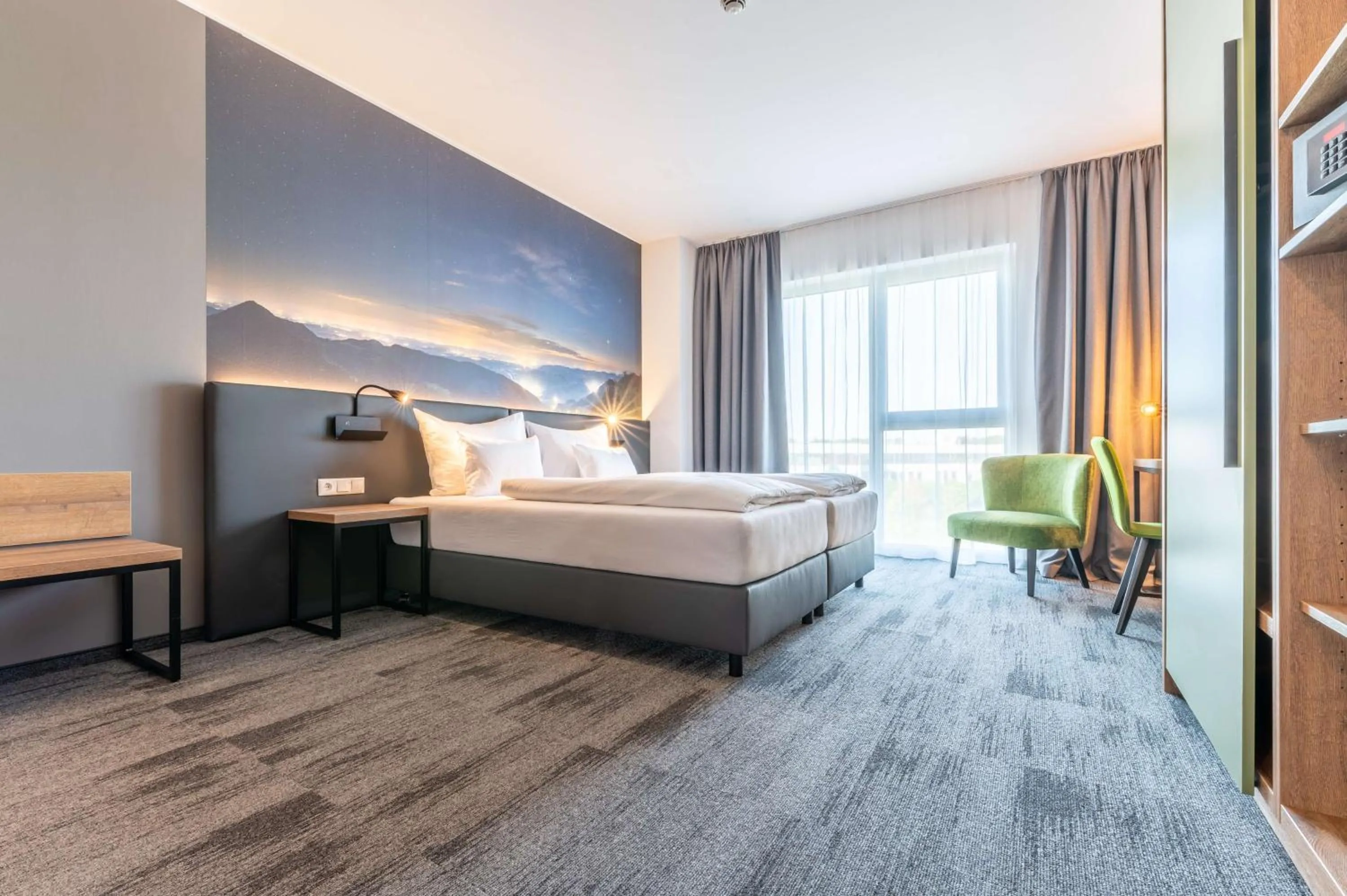 Bedroom, Bed in Aiden by Best Western Stadtgut Hotel Steyr - FREE PARKING