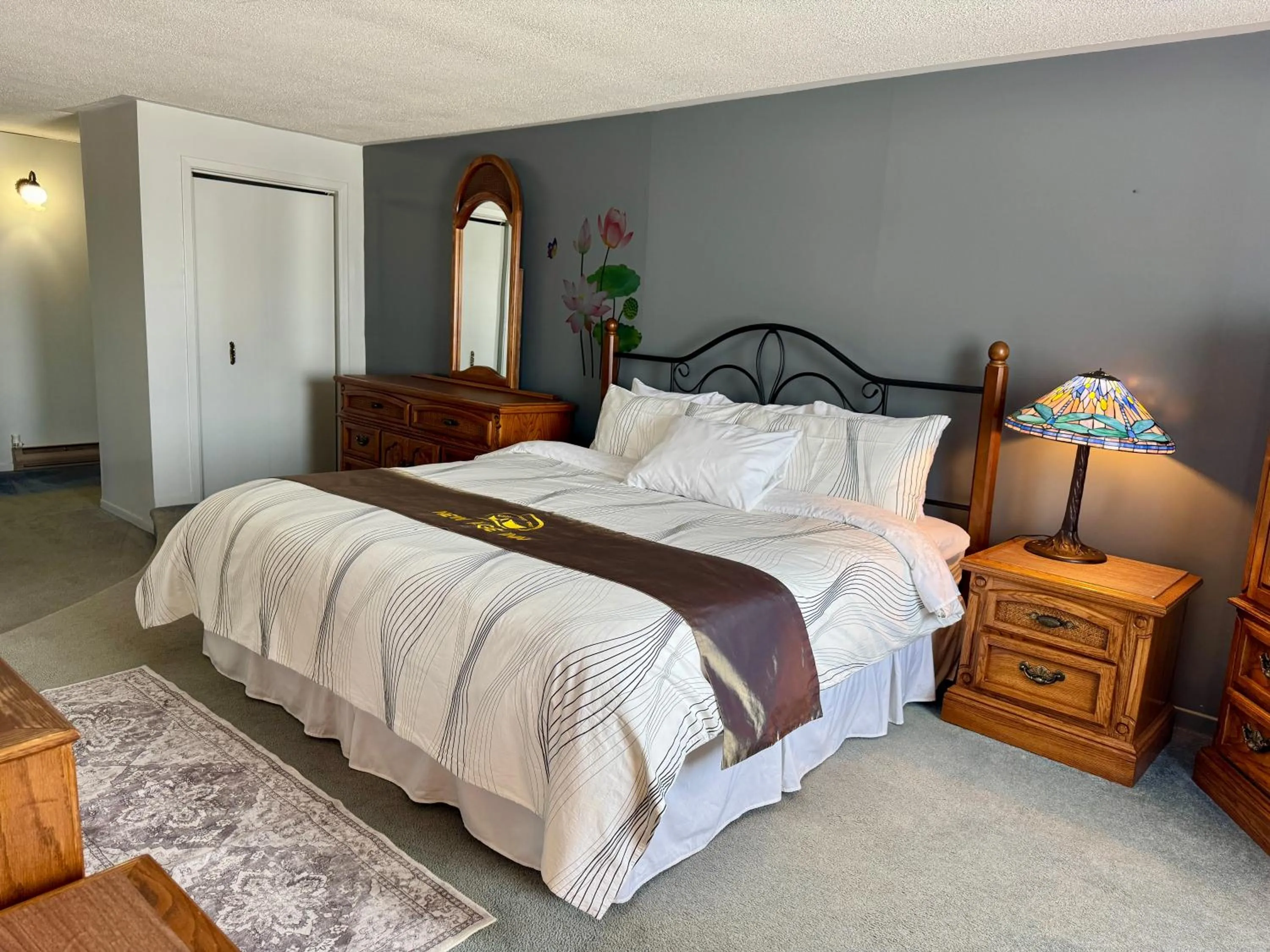 Bed in New Age Inn - Voyageur