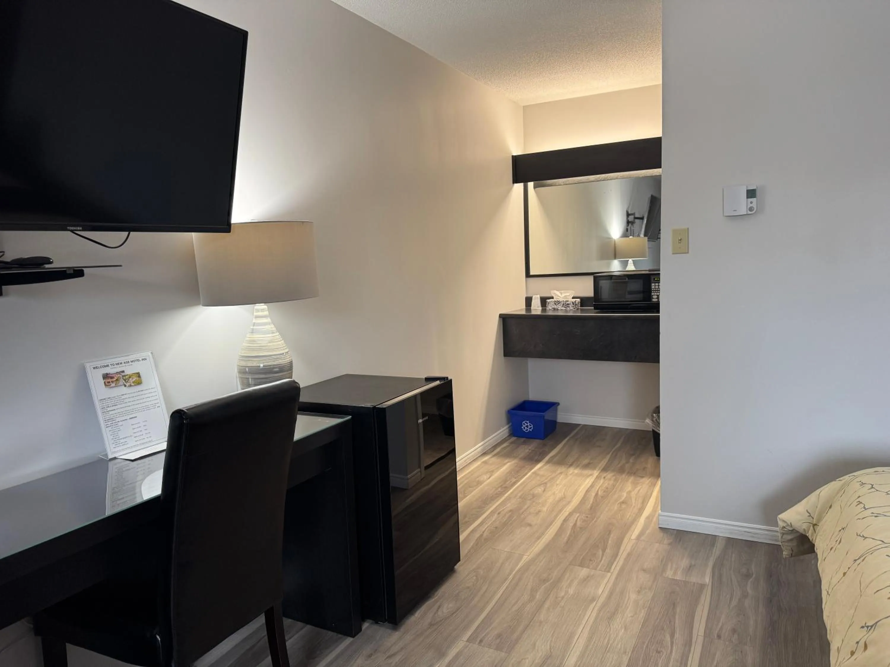 TV and multimedia in New Age Inn - Voyageur