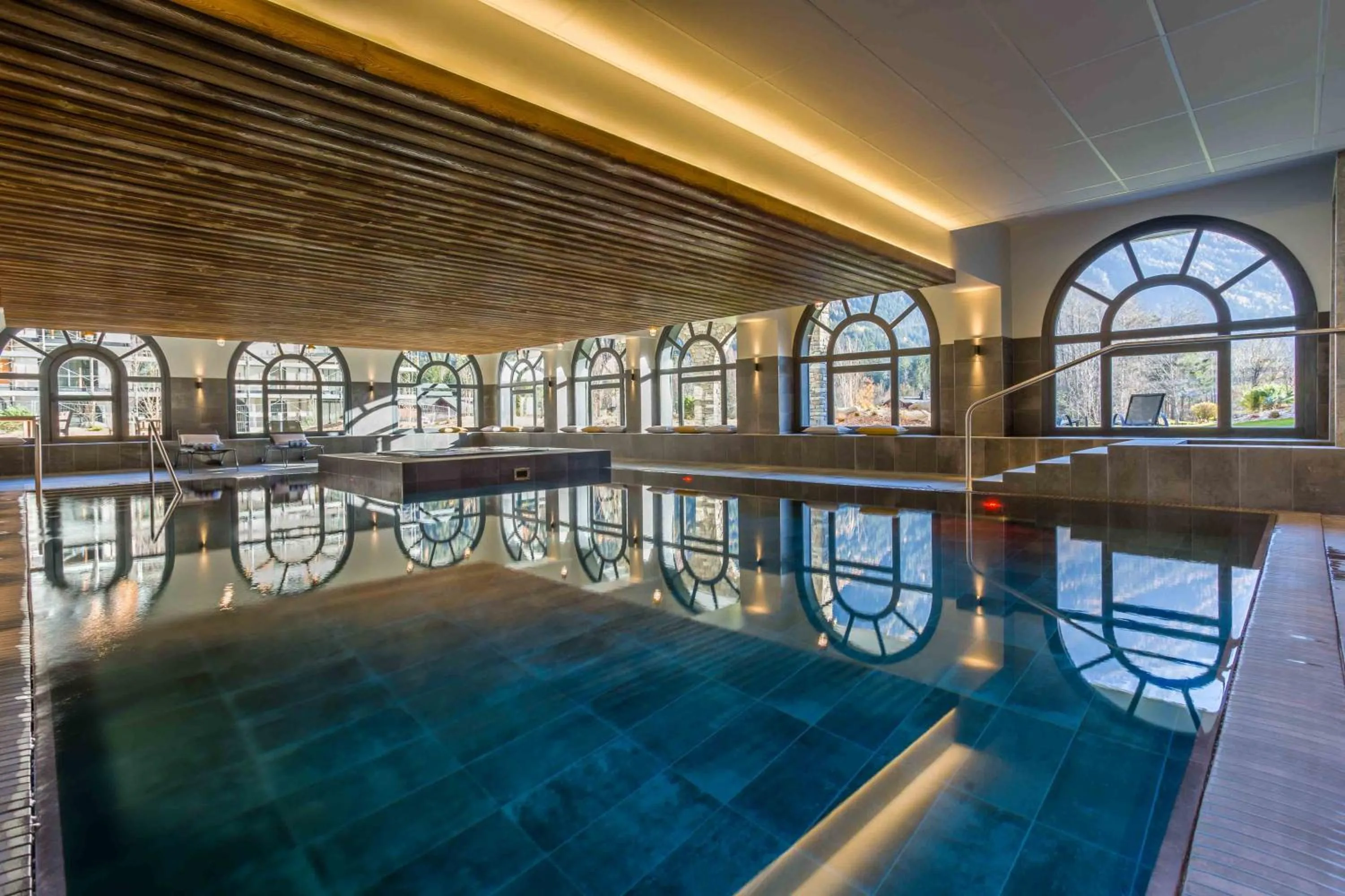 Swimming pool in La Cordee 124 Apartment - Chamonix All Year