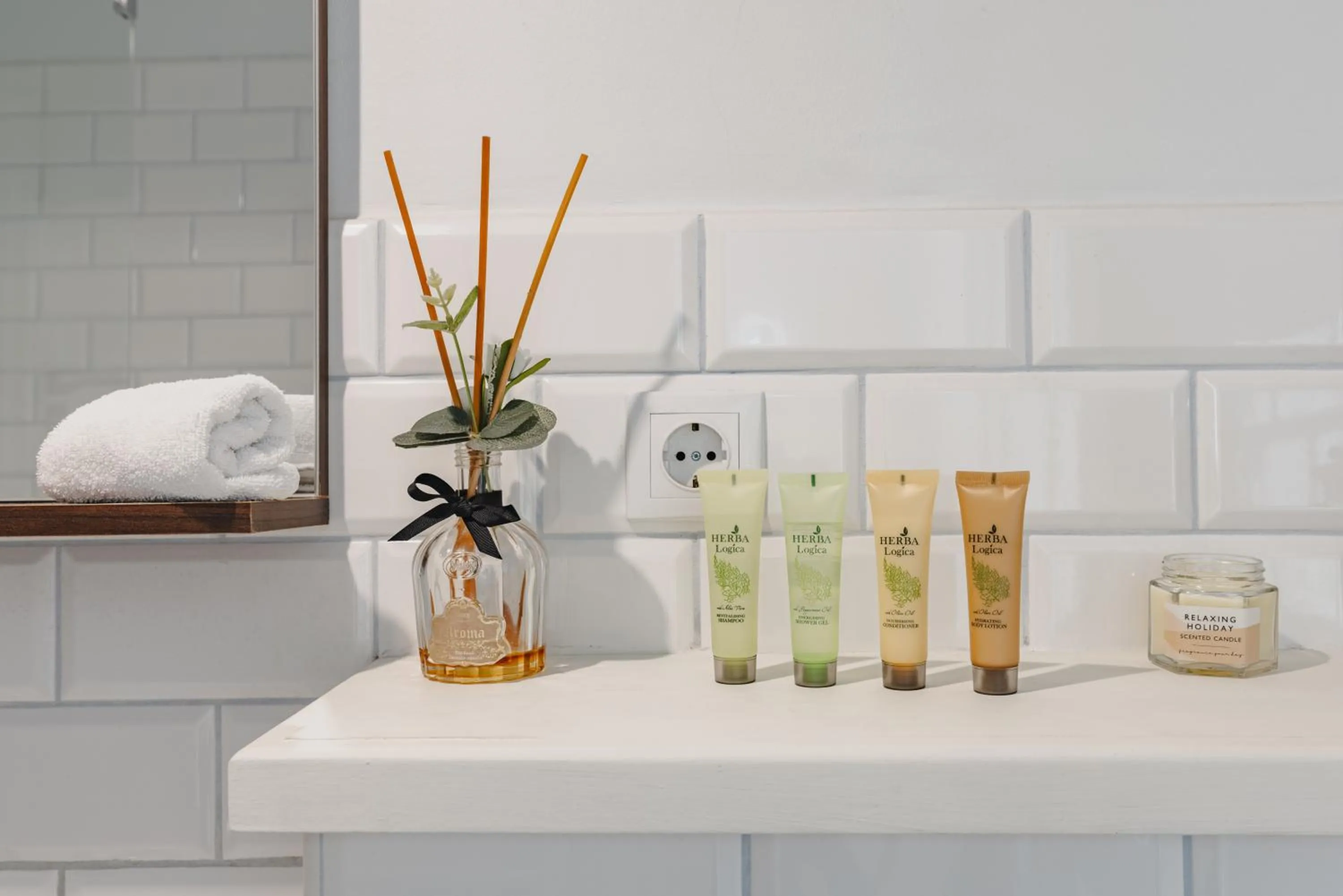 Bathroom in ALBERT RESIDENCE Brasov with complimentary parking and 10 percent Food and Drinks