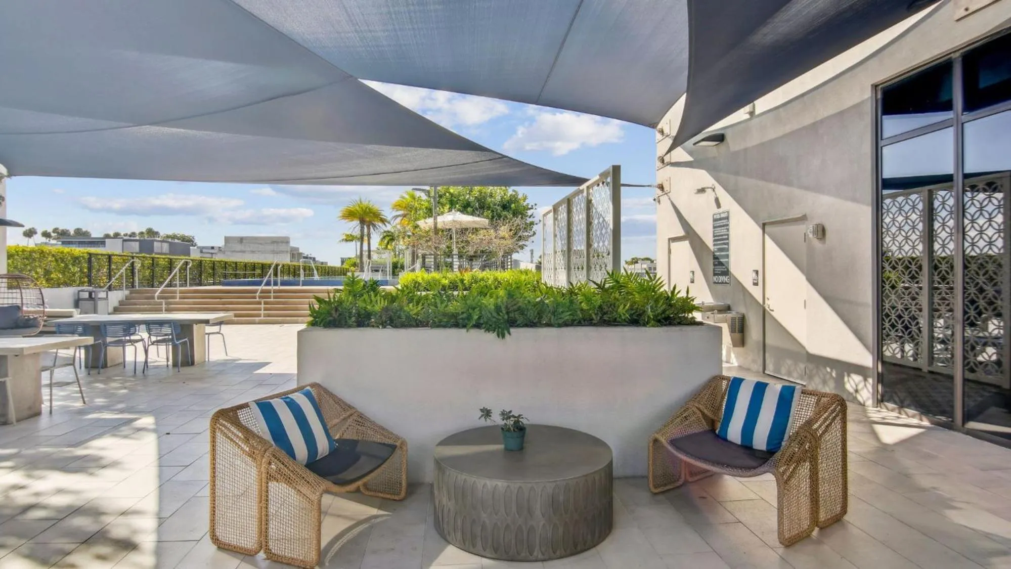 Swimming pool in Sentral Wynwood