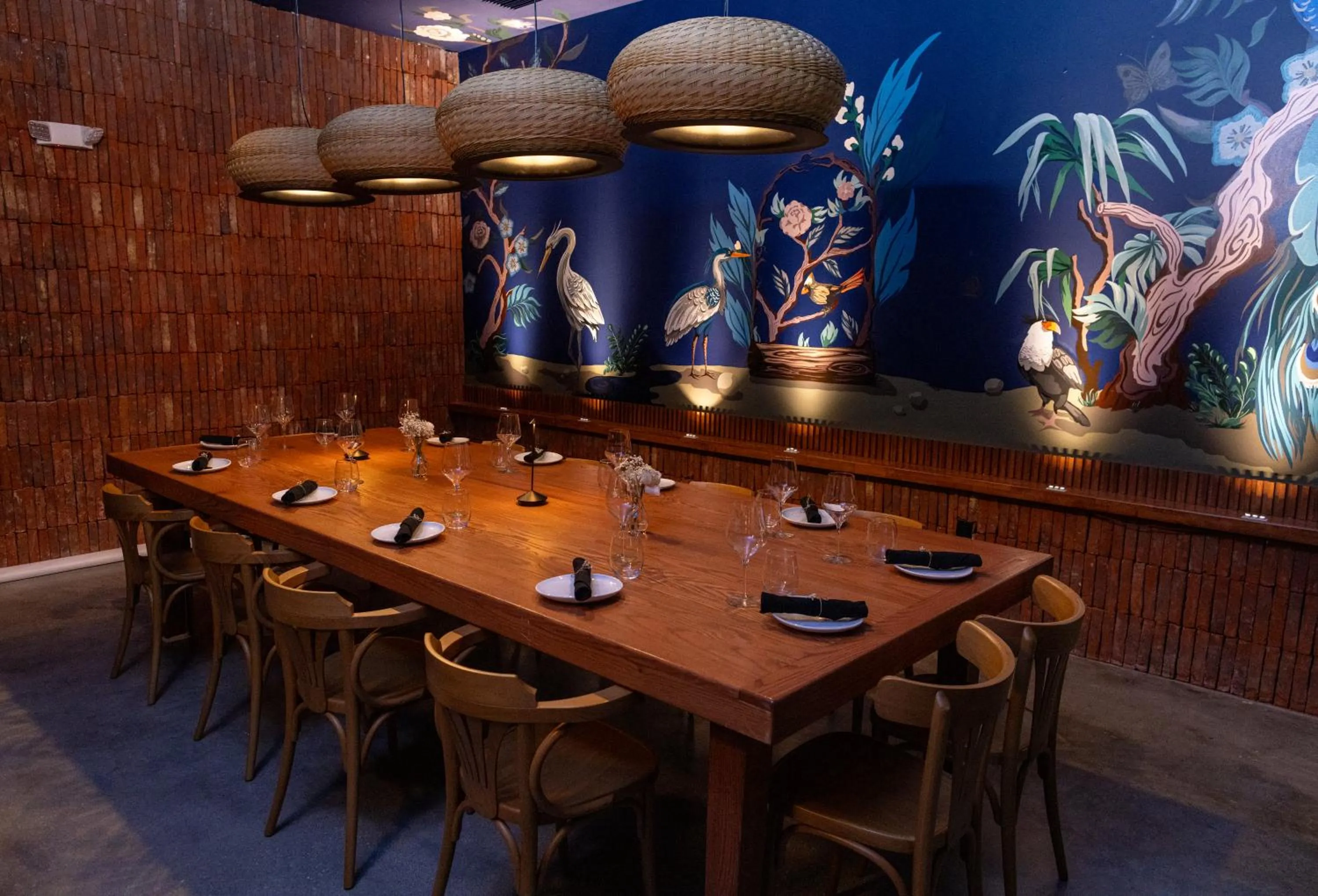 Restaurant/places to eat in Sentral Wynwood