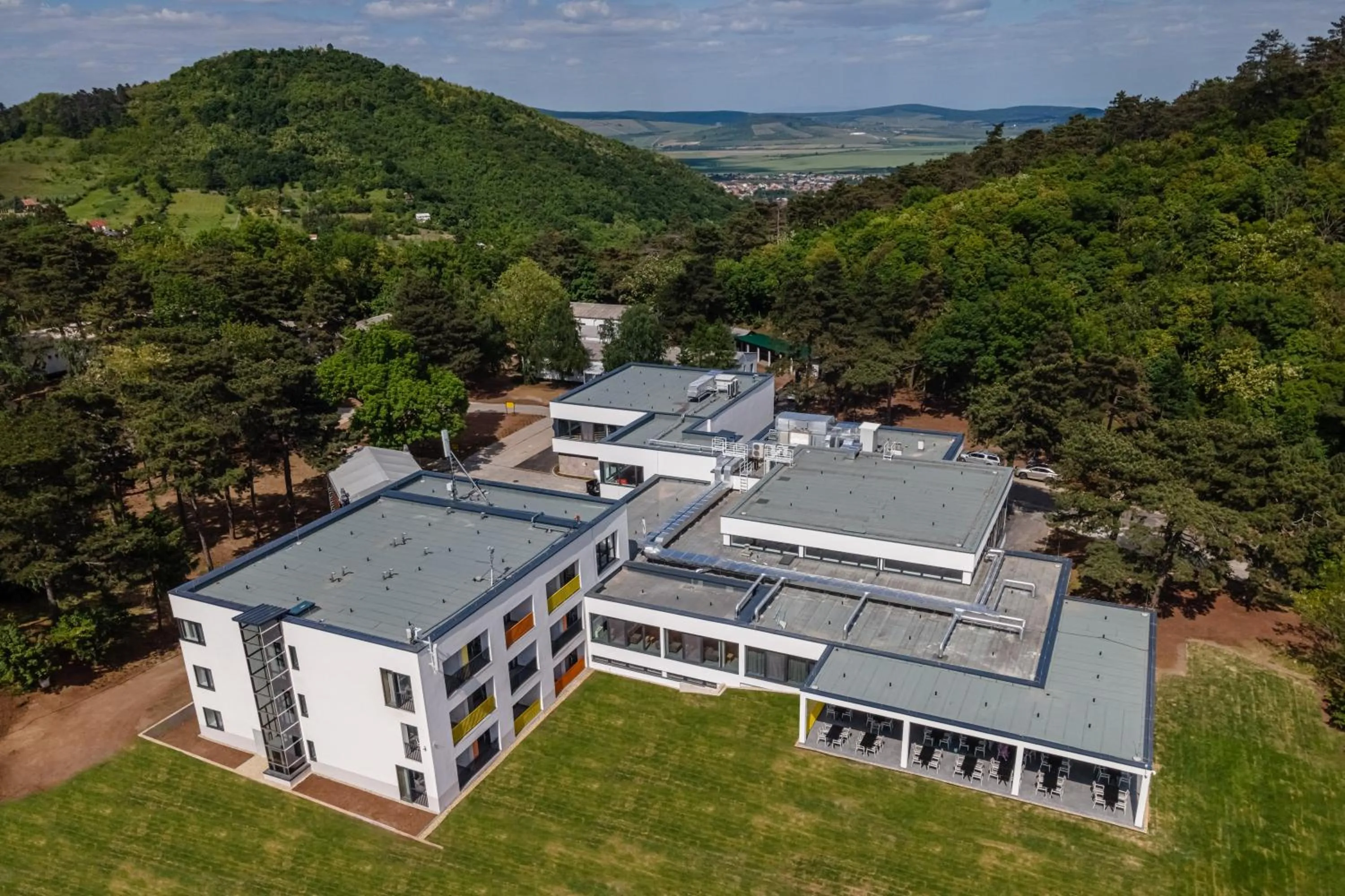 Property building in Rákóczi Hotel, Tábor és Rendezvényközpont