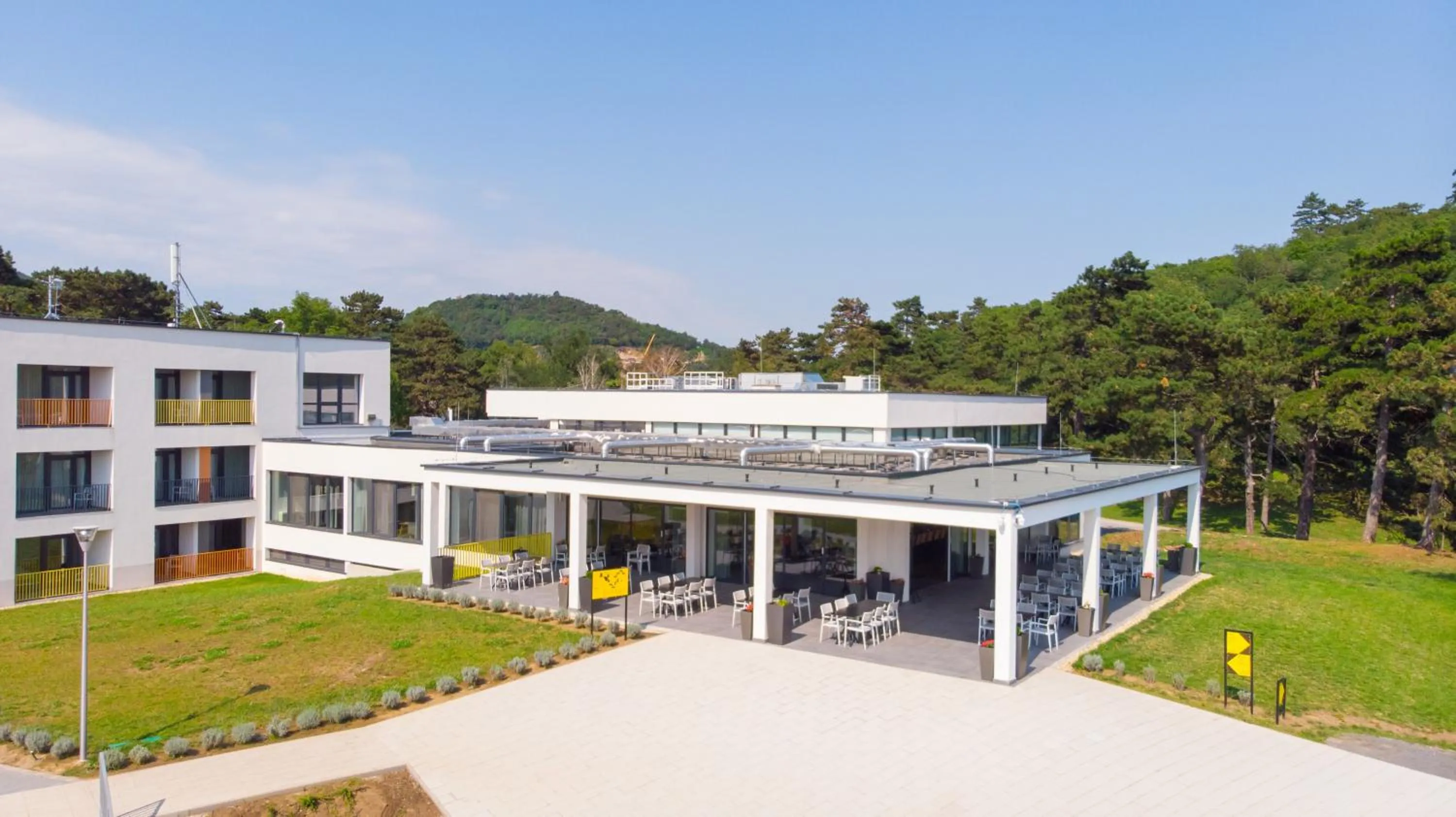 Property building in Rákóczi Hotel, Tábor és Rendezvényközpont