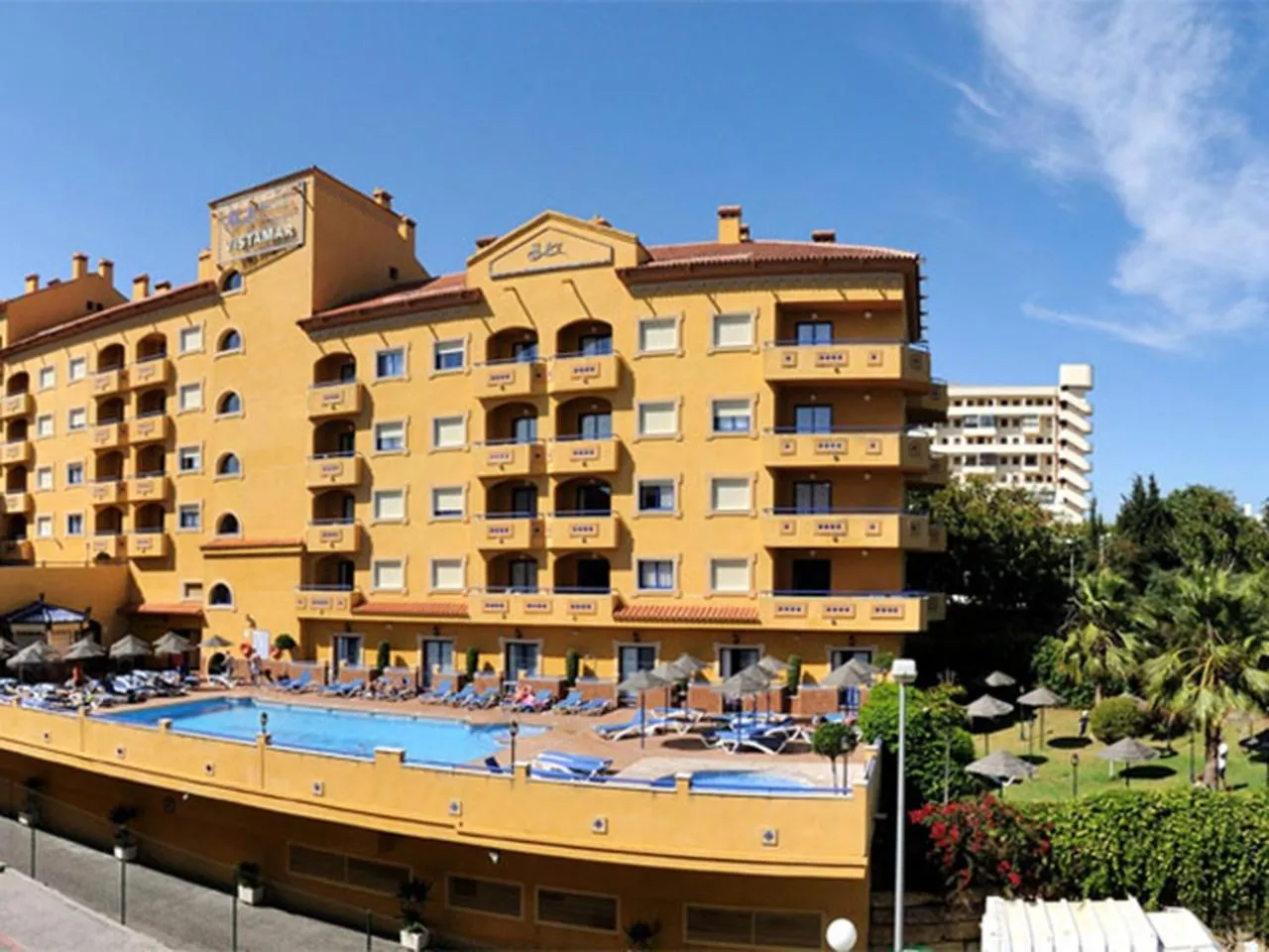Property Building in Hotel Vistamar