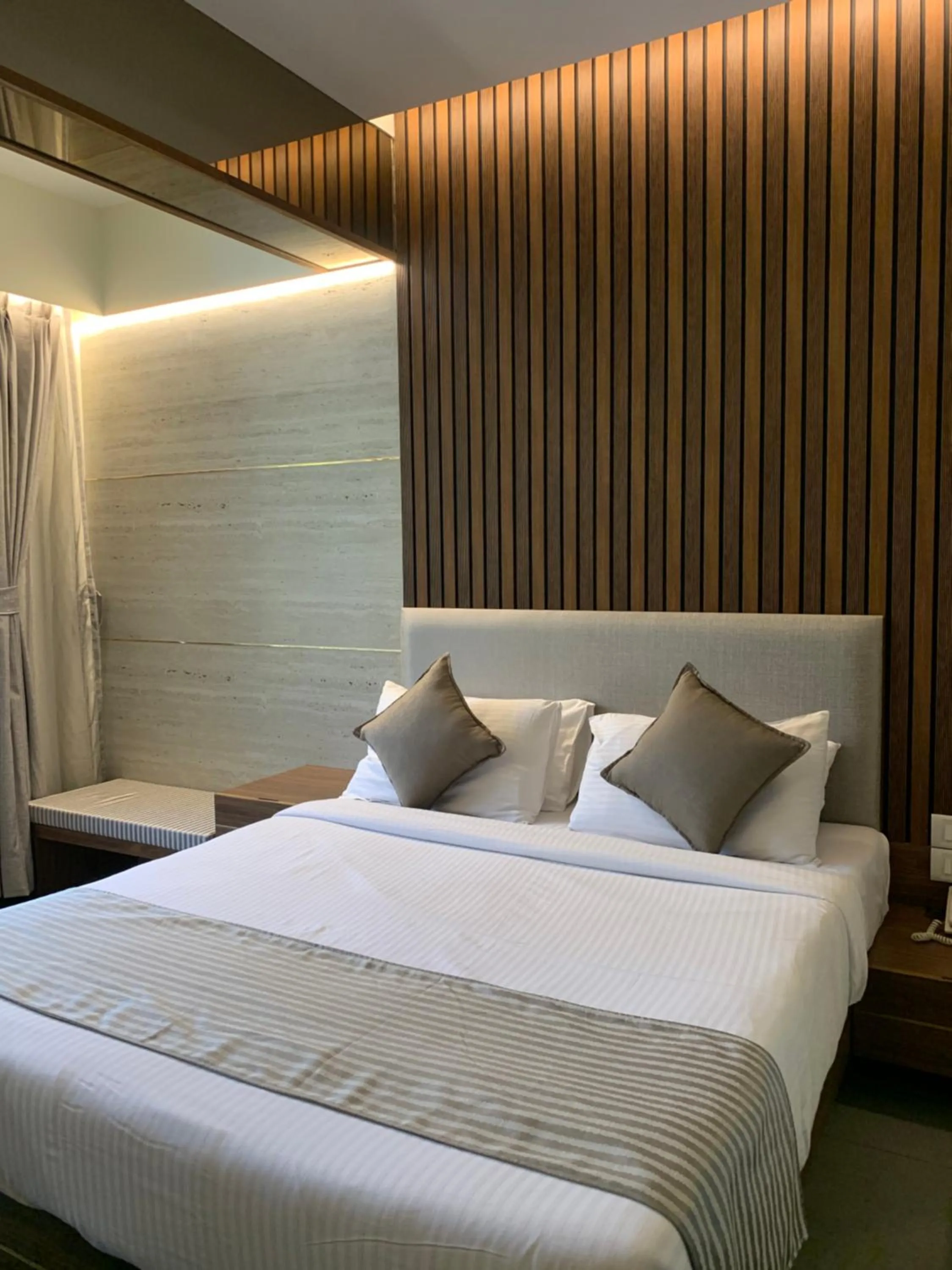 Bed in Zaras Resort Khandala