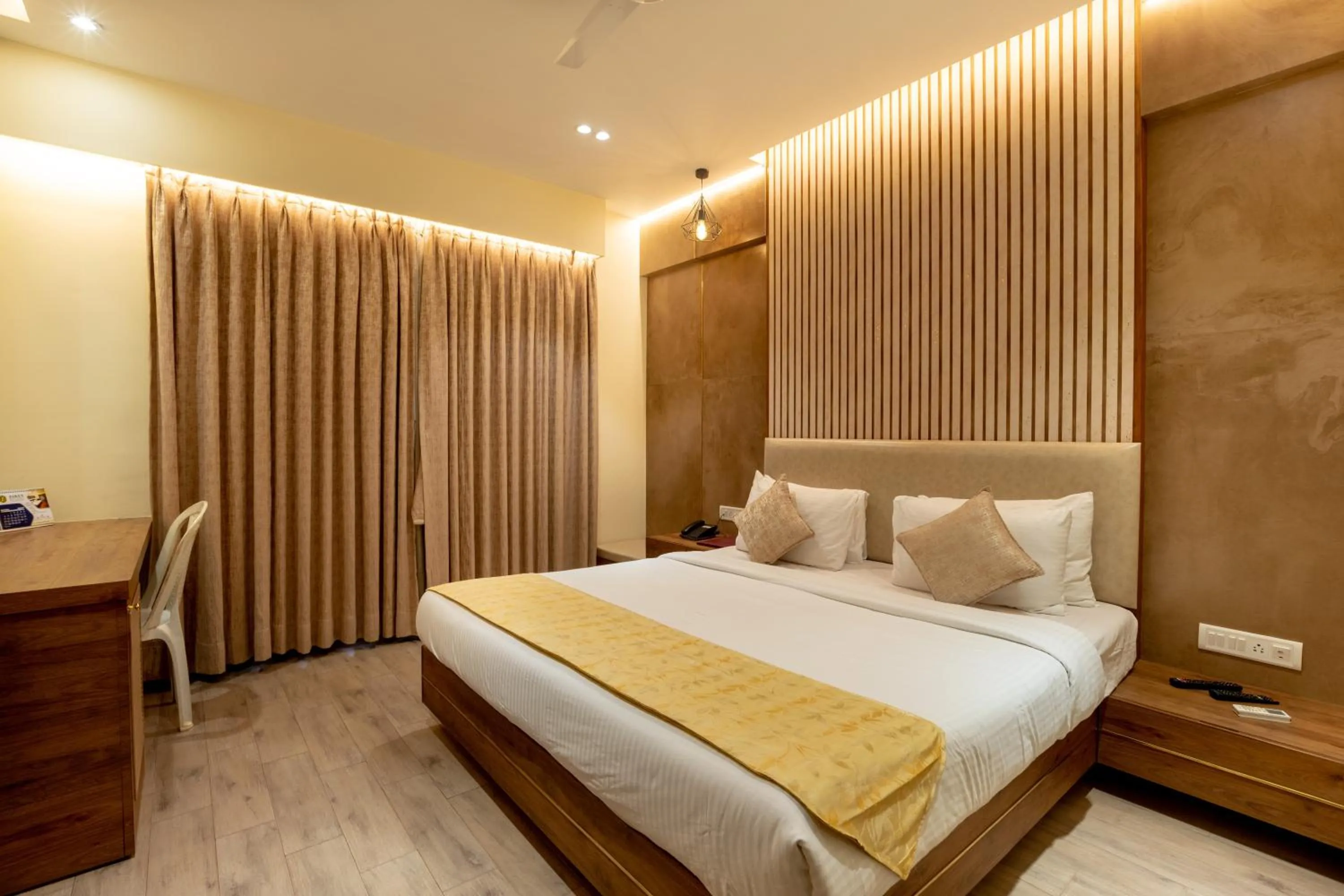 Photo of the whole room, Bed in Zaras Resort Khandala