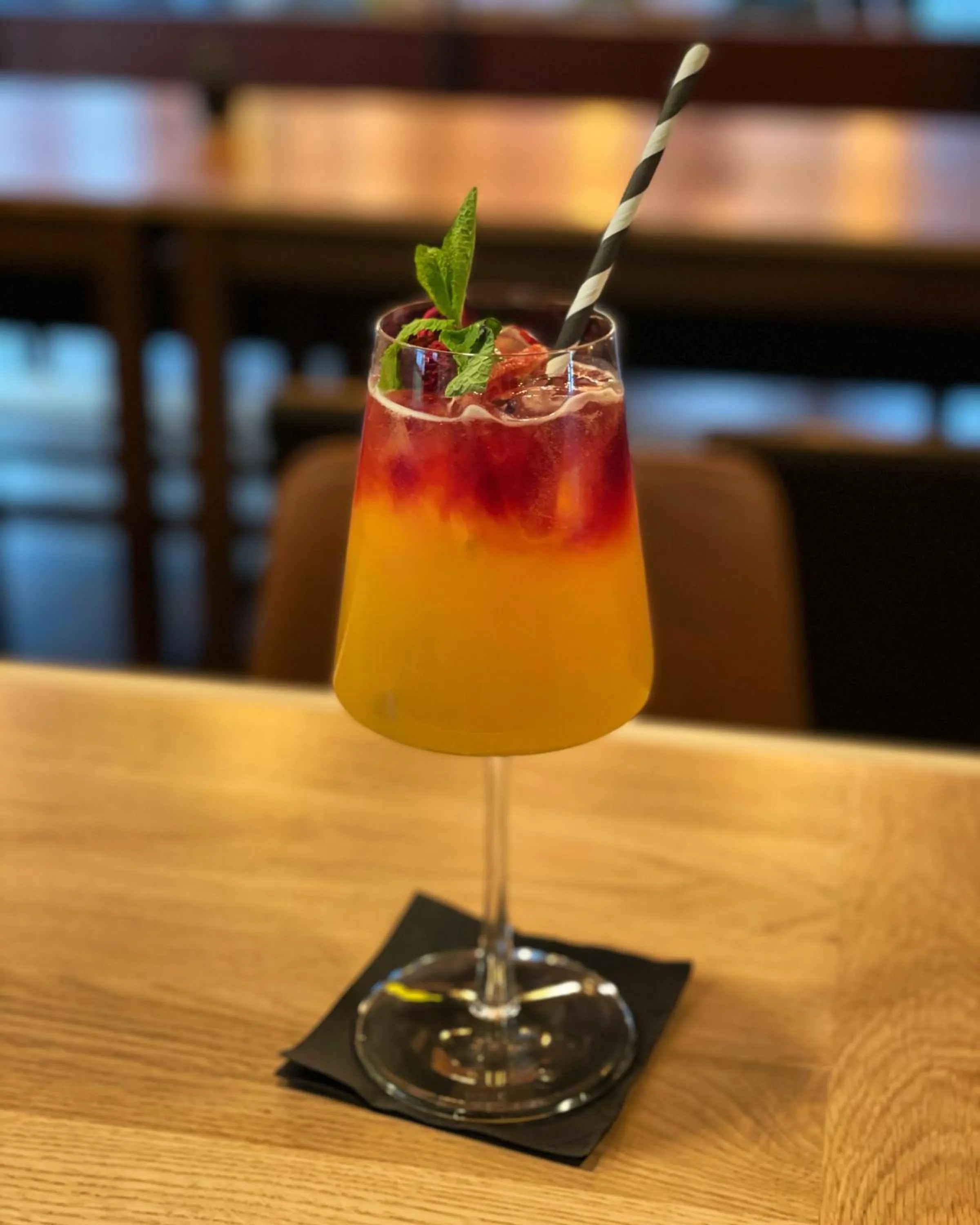 Lounge or bar in Hotel Poellners 20 min von München Hbf