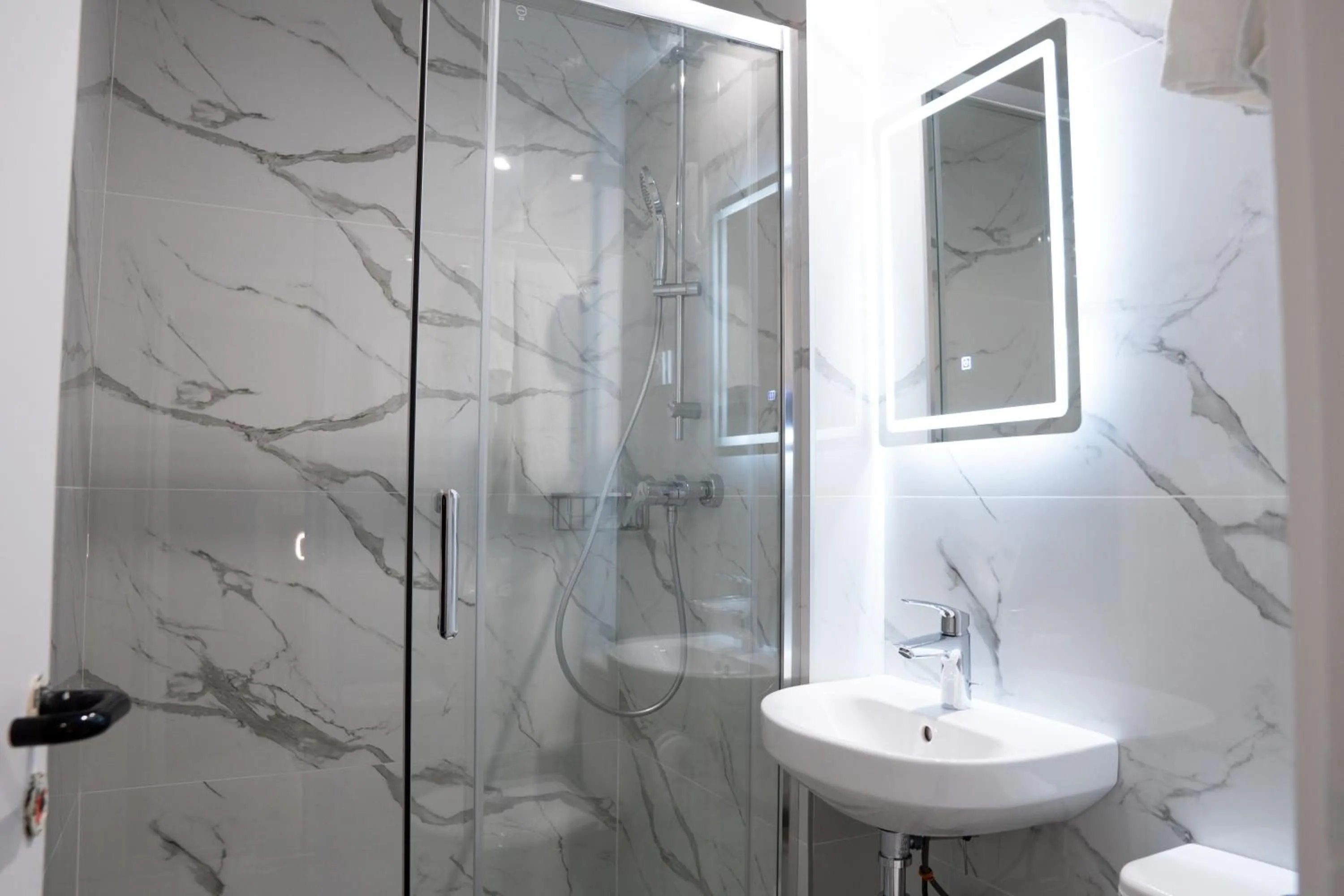 Bathroom in Aero Hotel