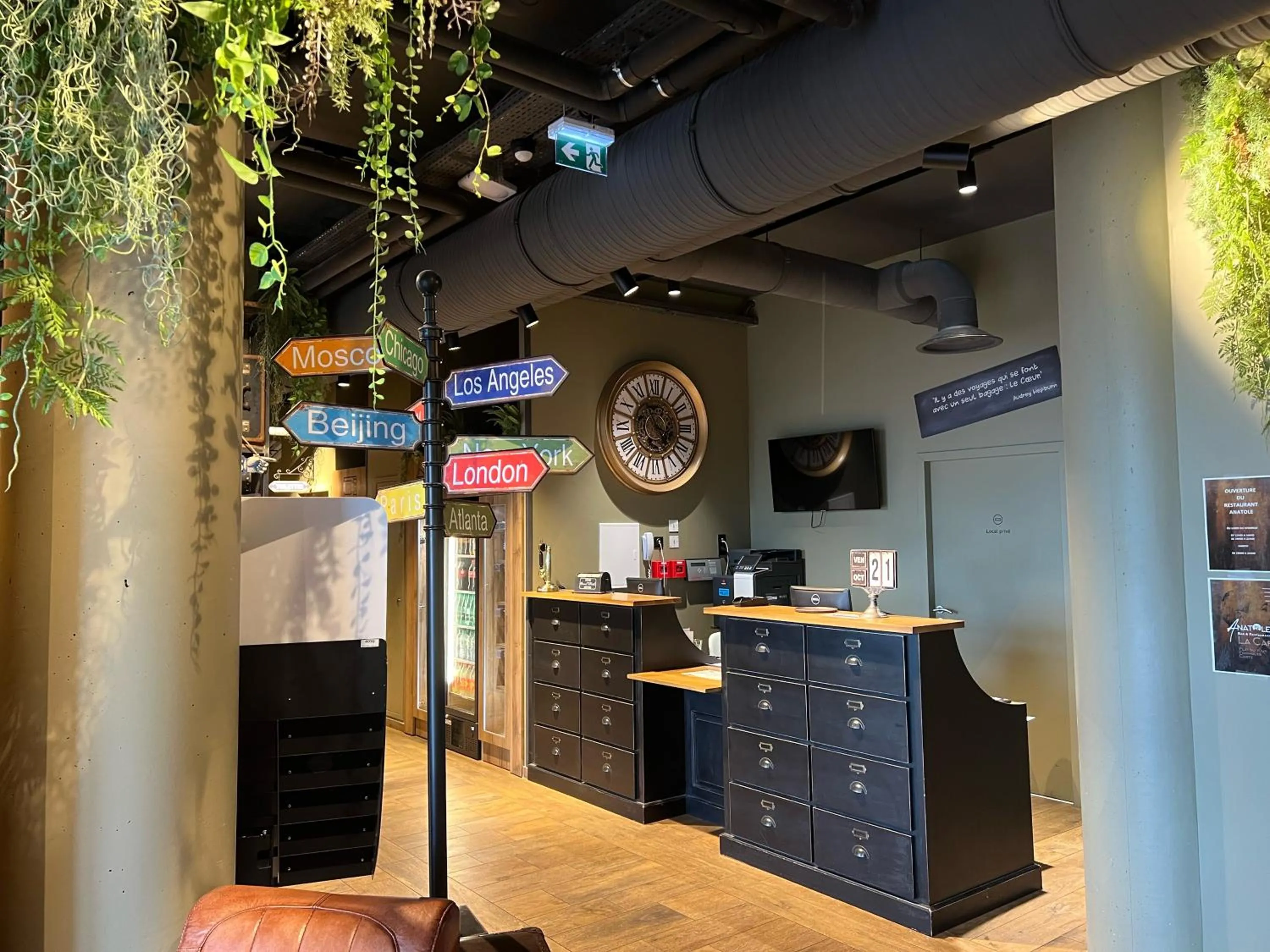 Lobby or reception in B&B HOTEL Clermont-Ferrand A71-A75 La Méridienne