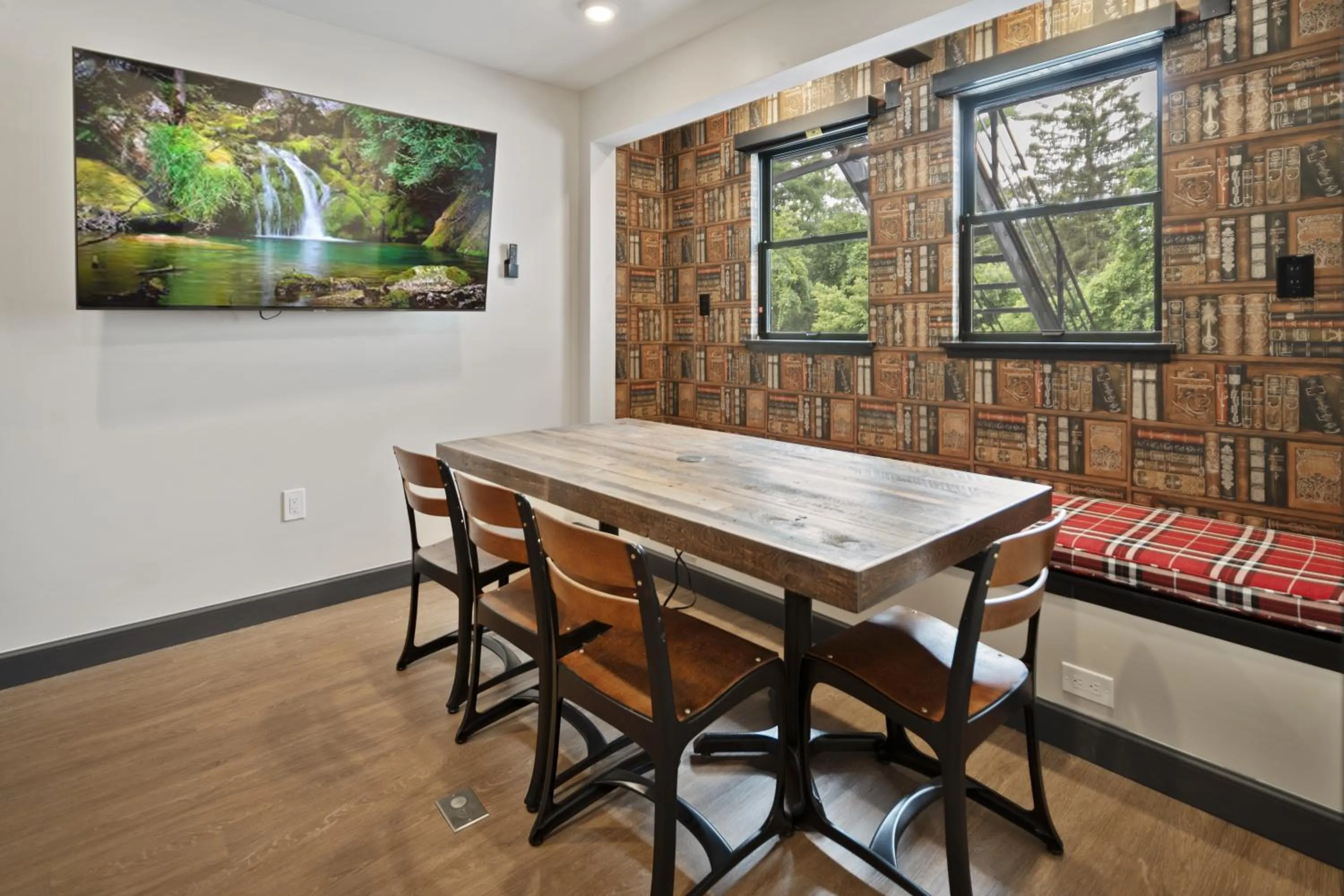 Meeting/conference room in The Dorm Hotel