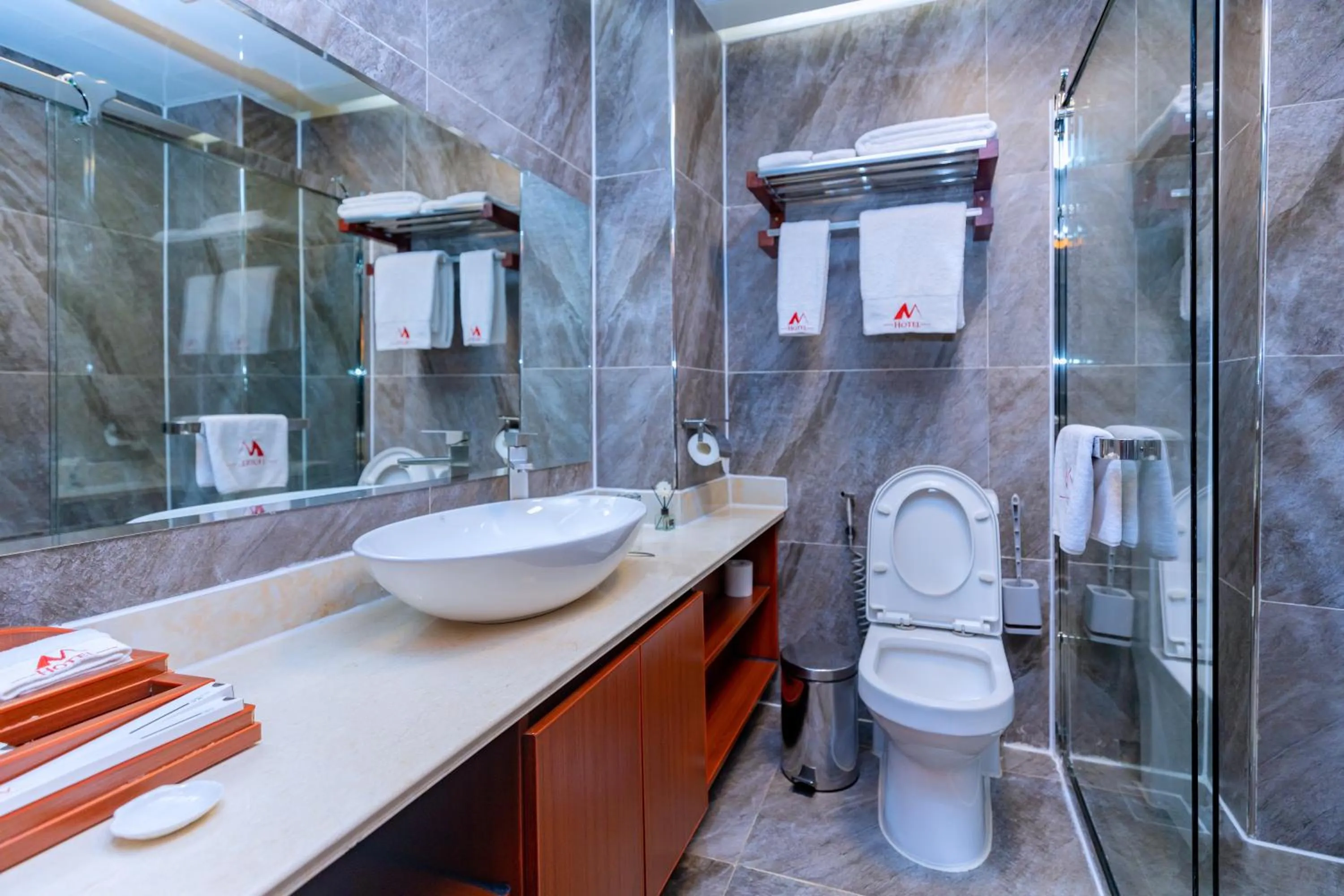 Toilet in M Hotel Kigali