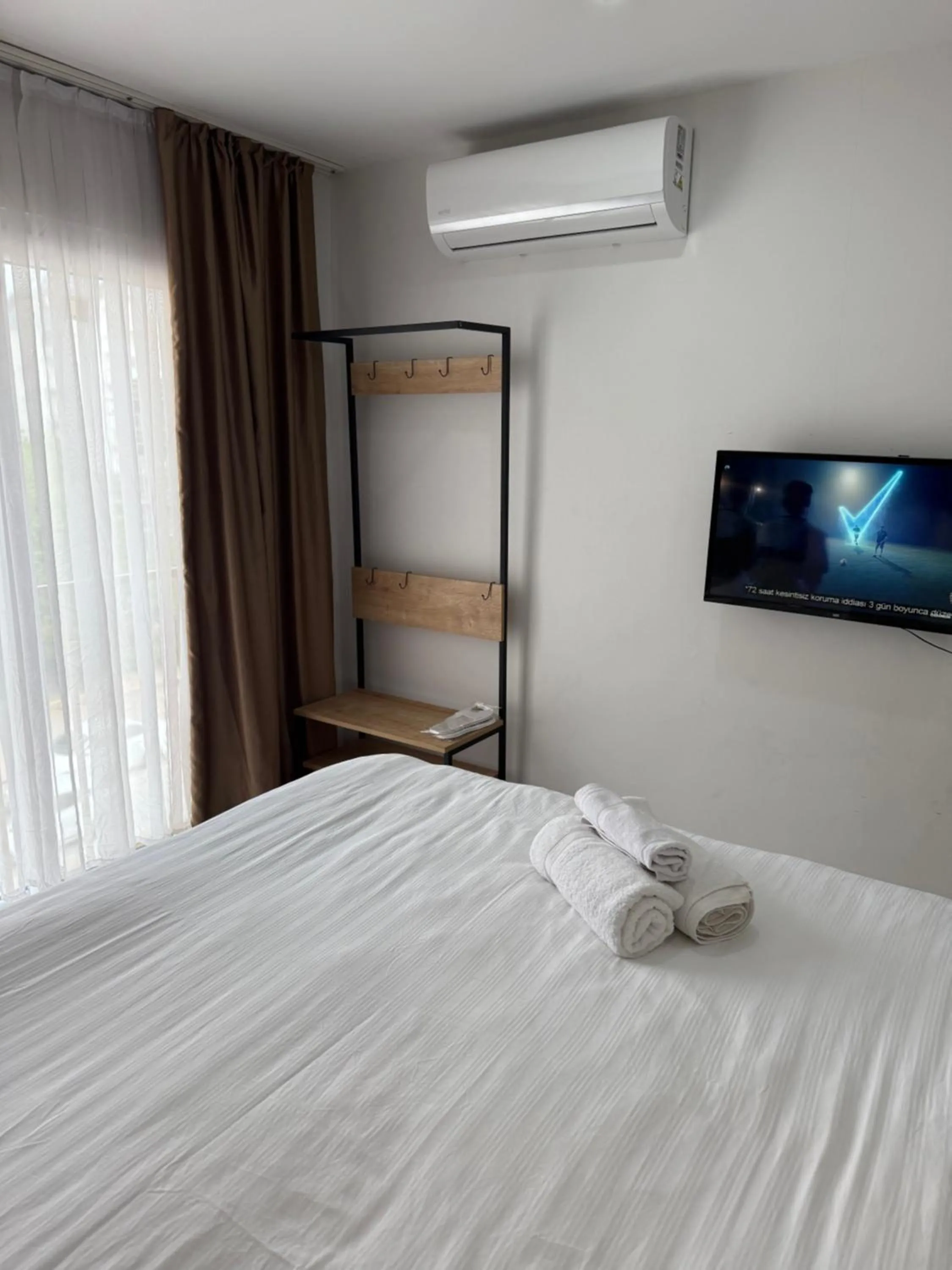 locker, Bed in Babil Hotel