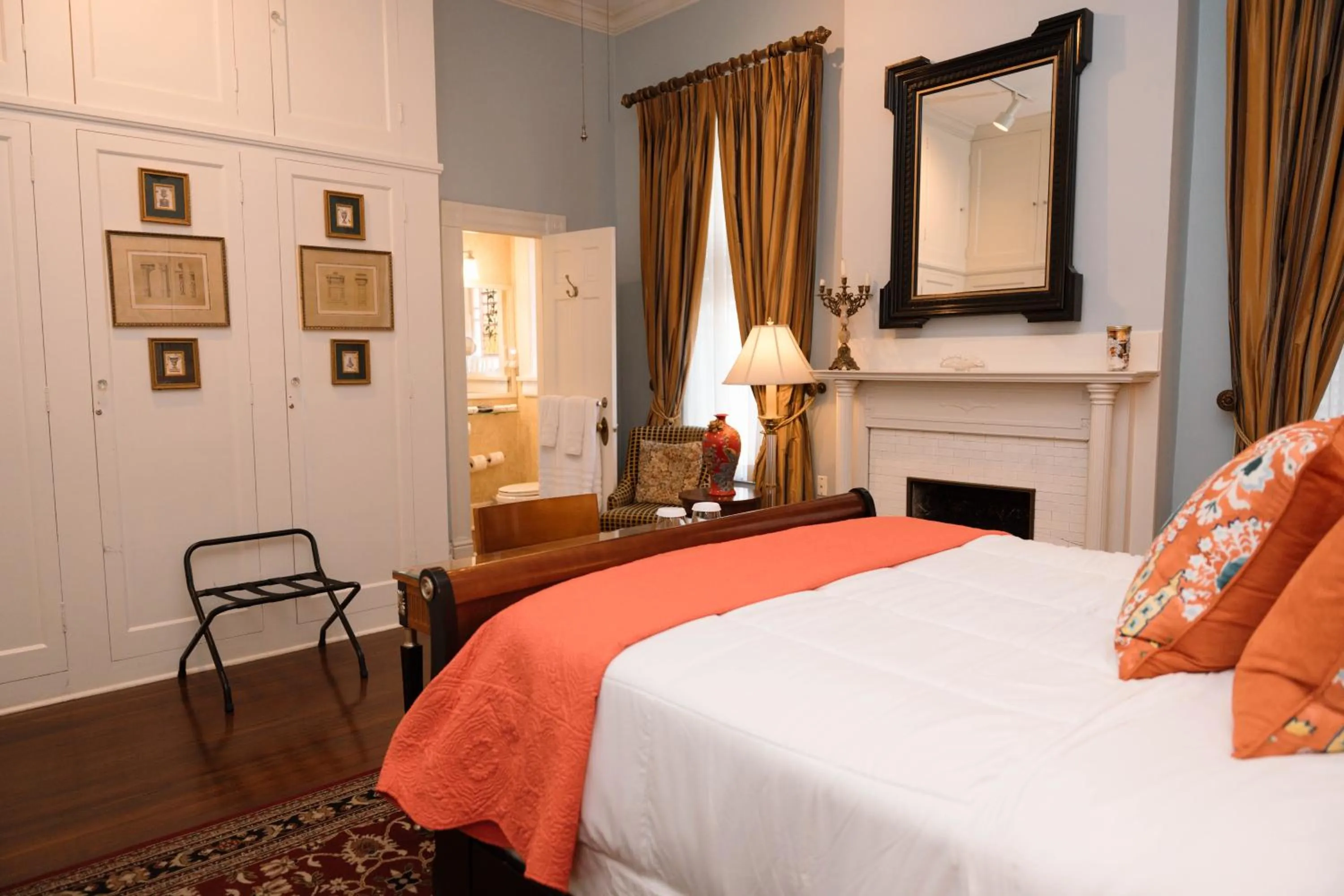 Bedroom, Bed in Burke Mansion