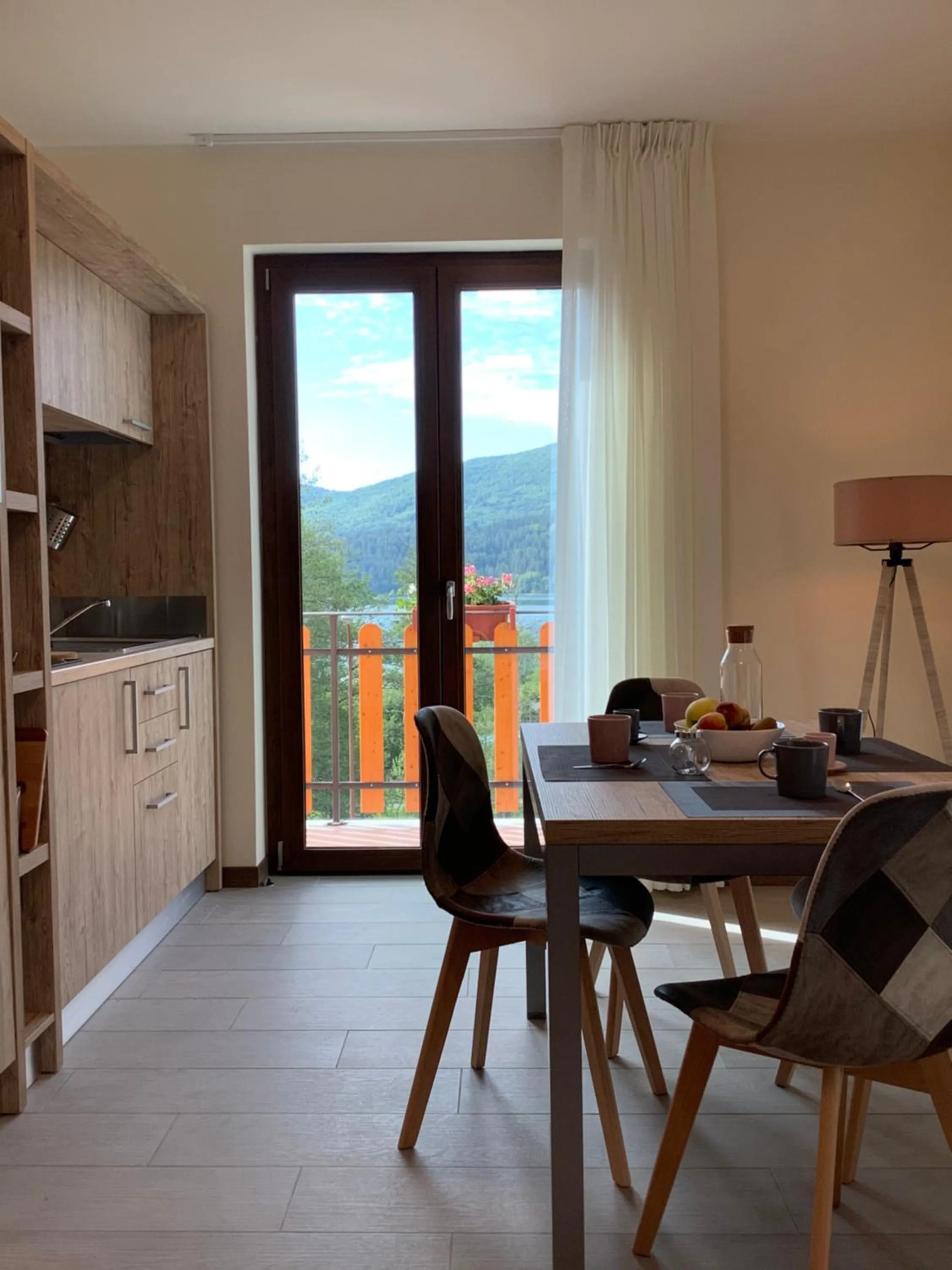 Dining area in Arvo Residence Sila Lorica