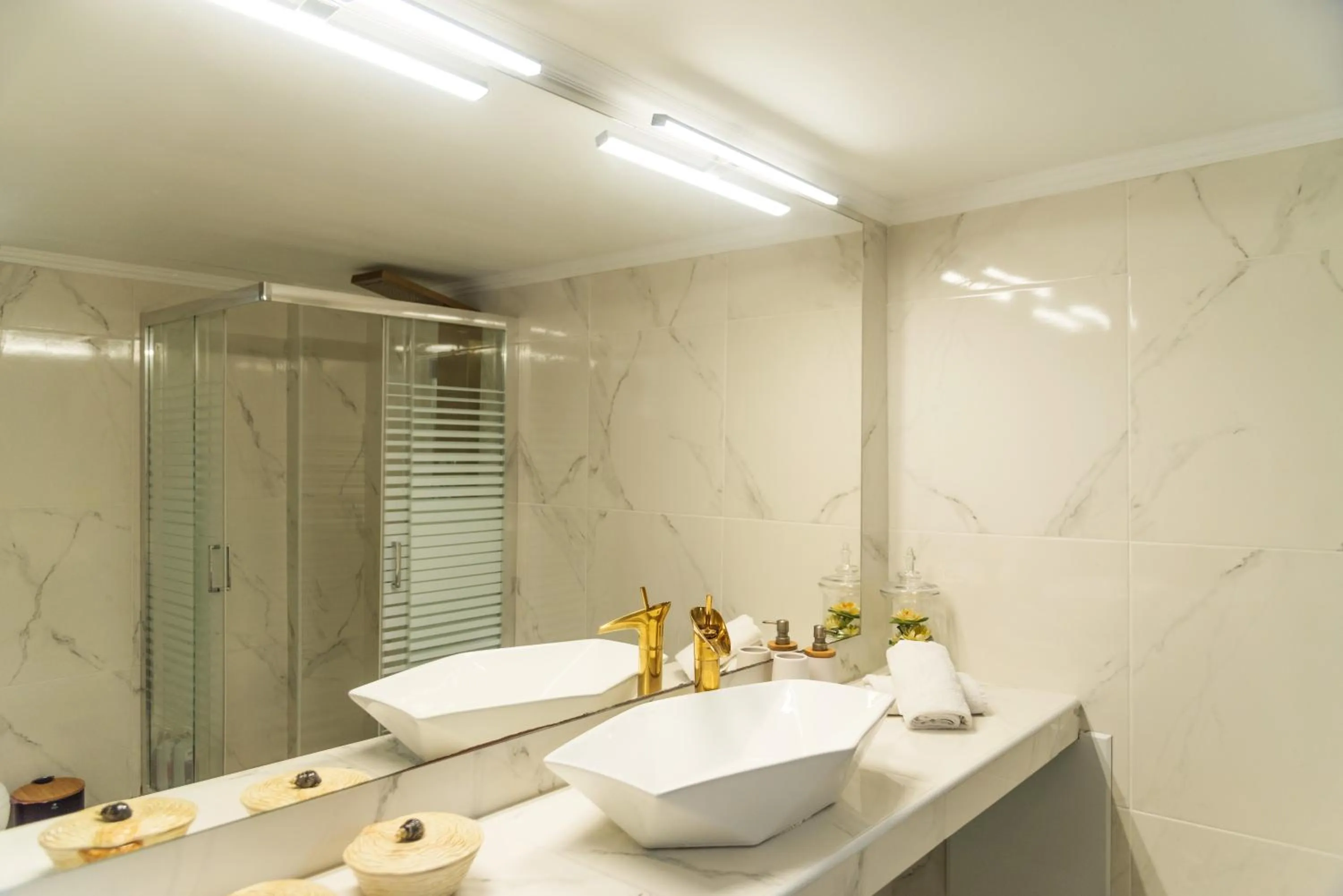 Bathroom in Victoria's Suites Corfu