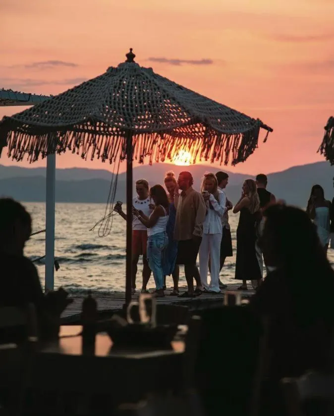 Restaurant/places to eat in Victoria's Suites Corfu