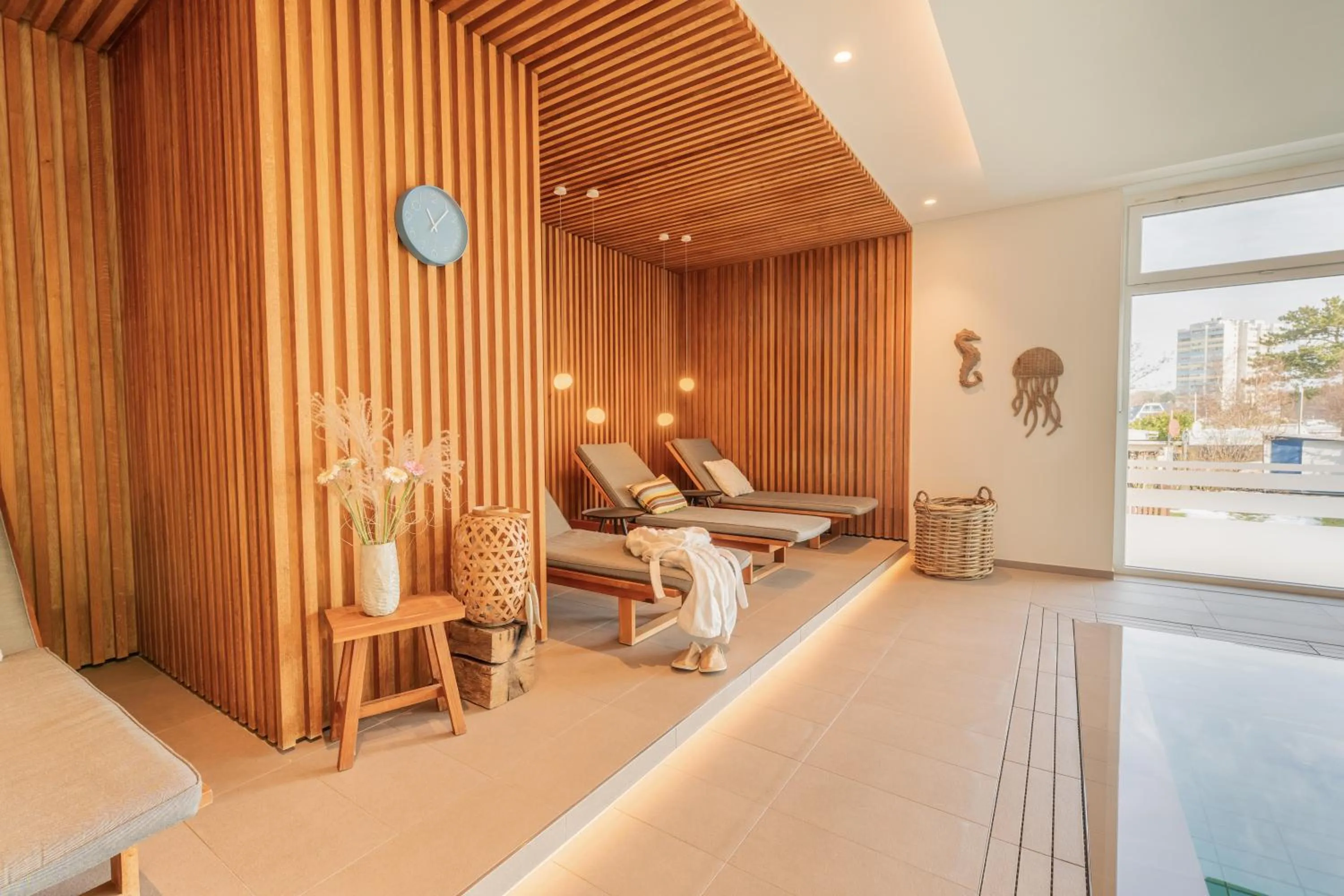 Pool view in Hotel Strandhus