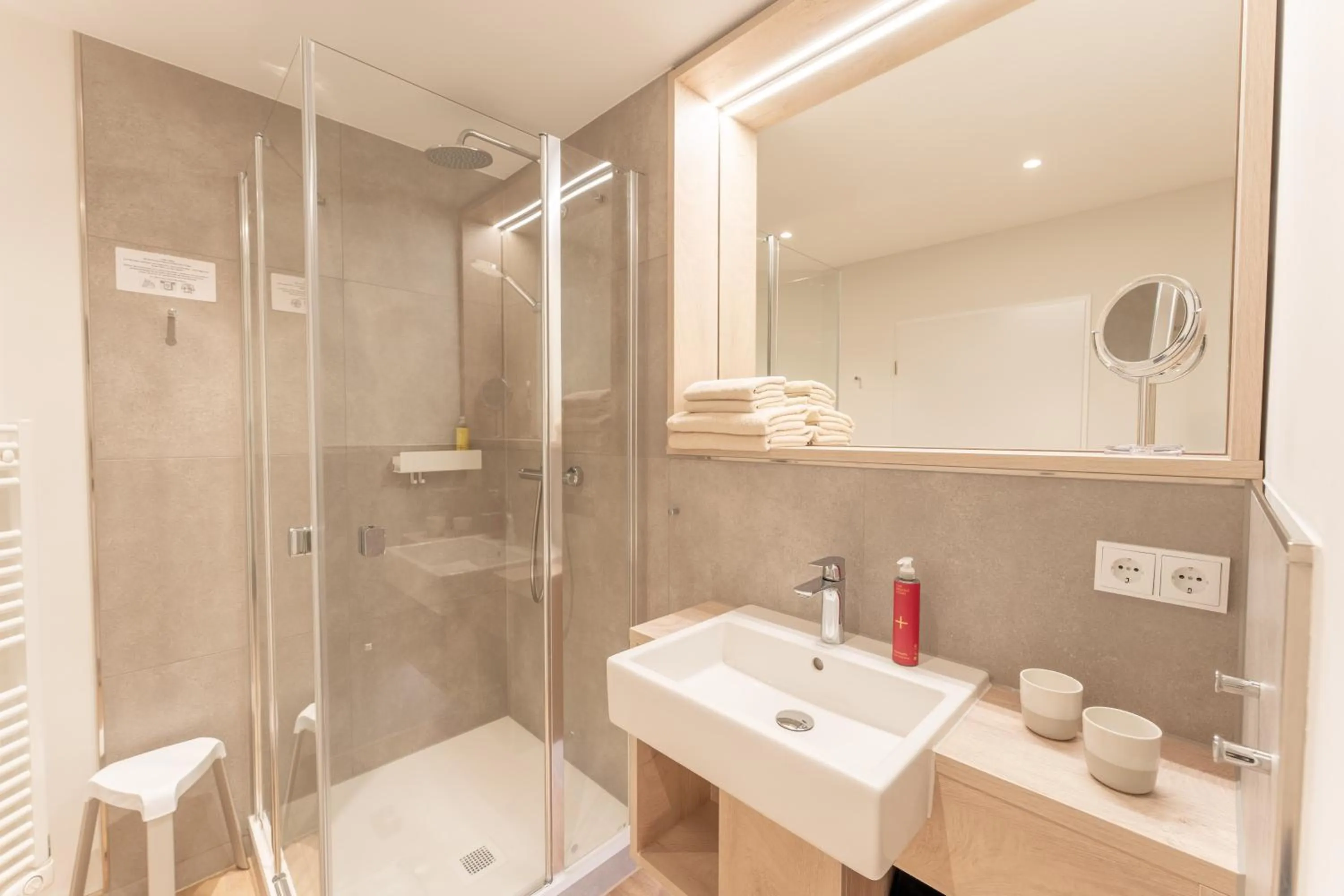 Shower in Hotel Strandhus