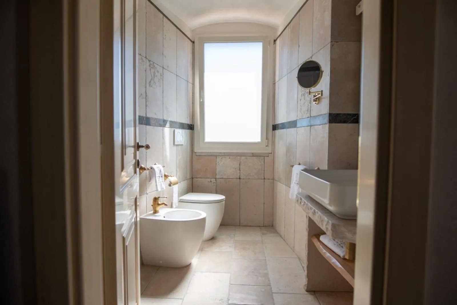 Bathroom in Masseria Antoglia