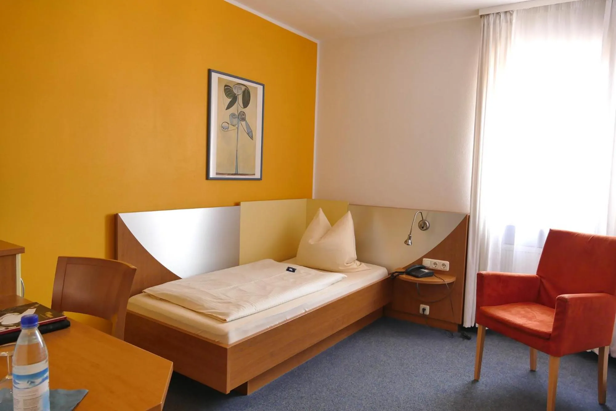 Photo of the whole room, Bed in Hasi's Hotel