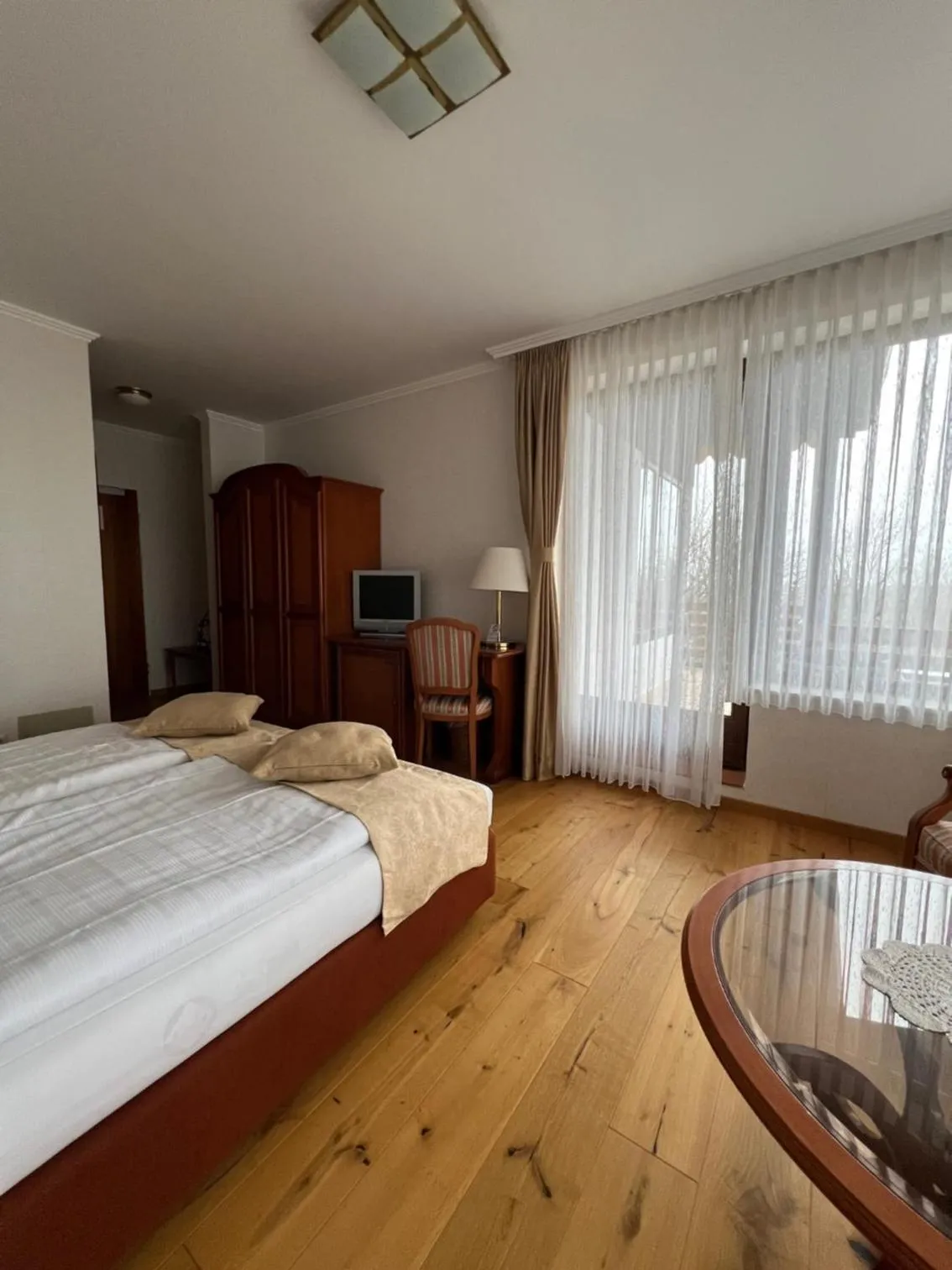 Bedroom in Parkhotel Maasberg GmbH