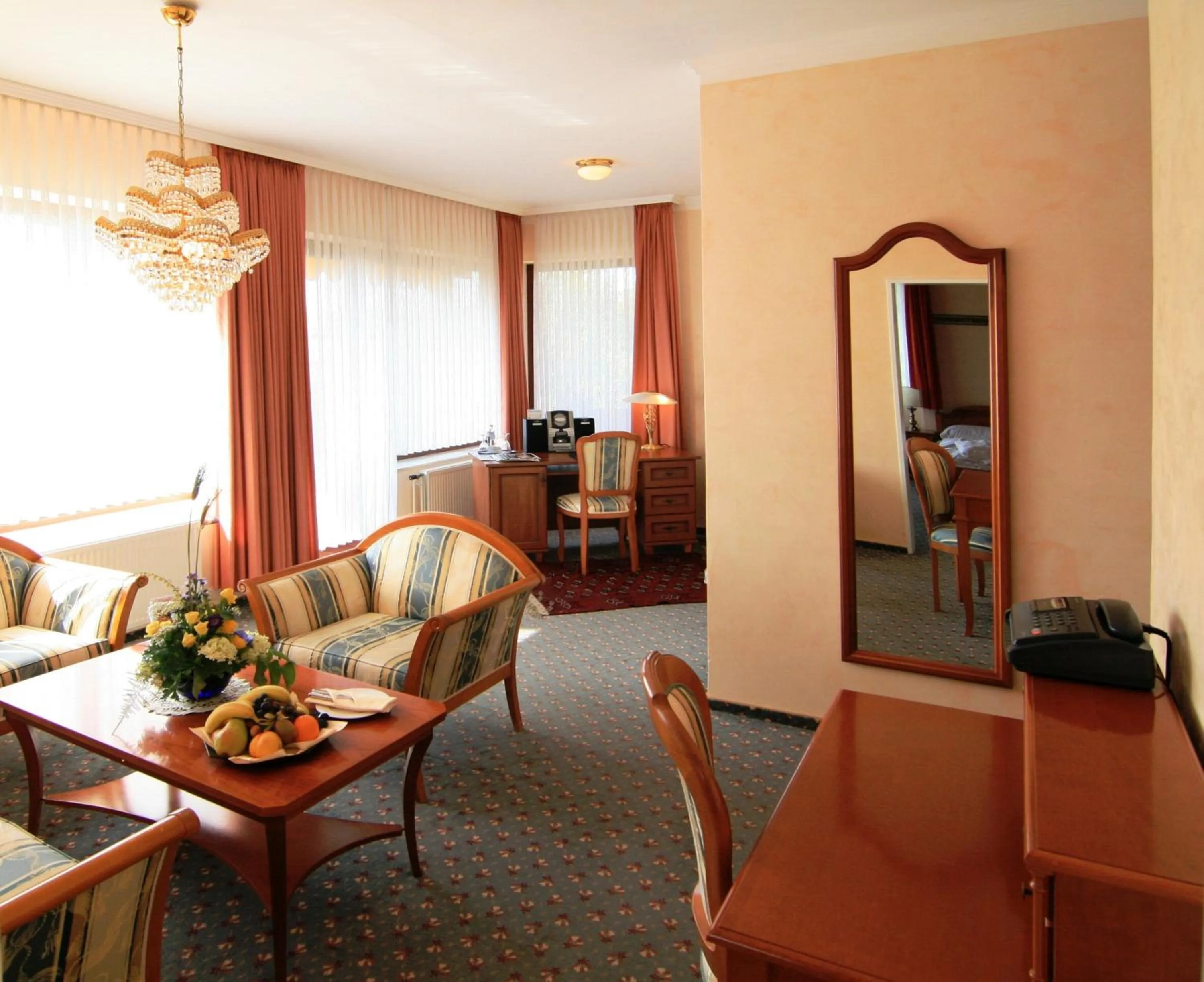 Living room in Parkhotel Maasberg GmbH