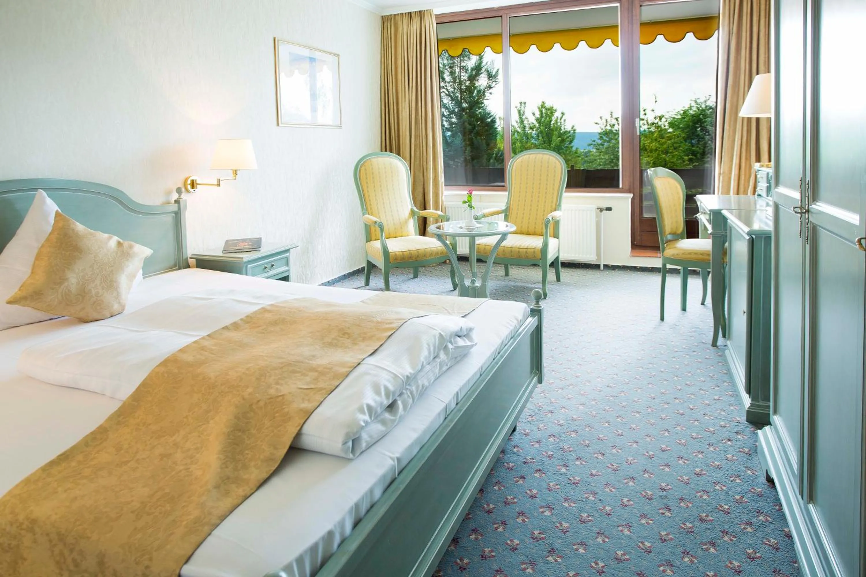 Bed in Parkhotel Maasberg GmbH