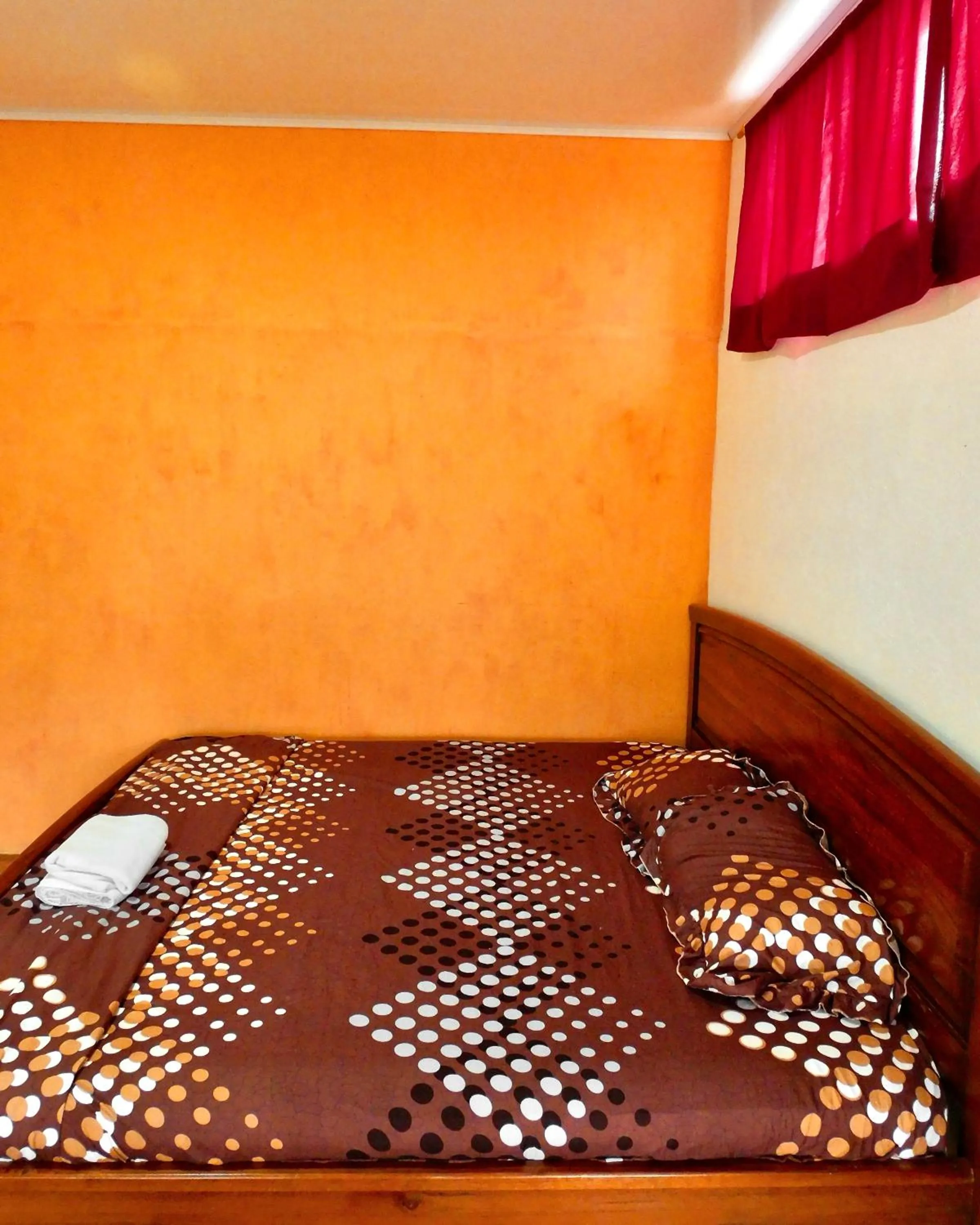 Bed in Puerto Quito Lodge - Las Iguanas