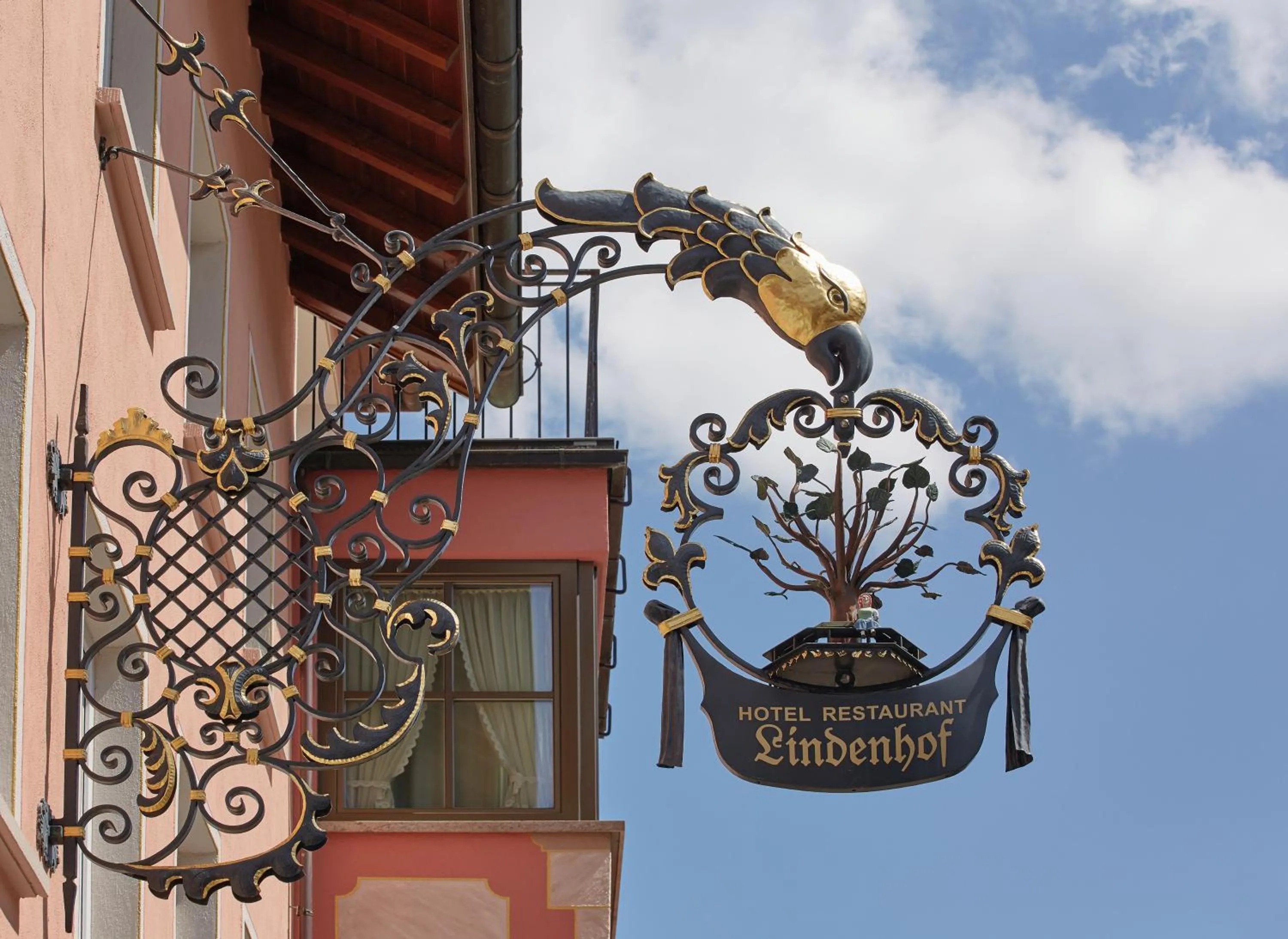 Property building in Hotel Restaurant Lindenhof