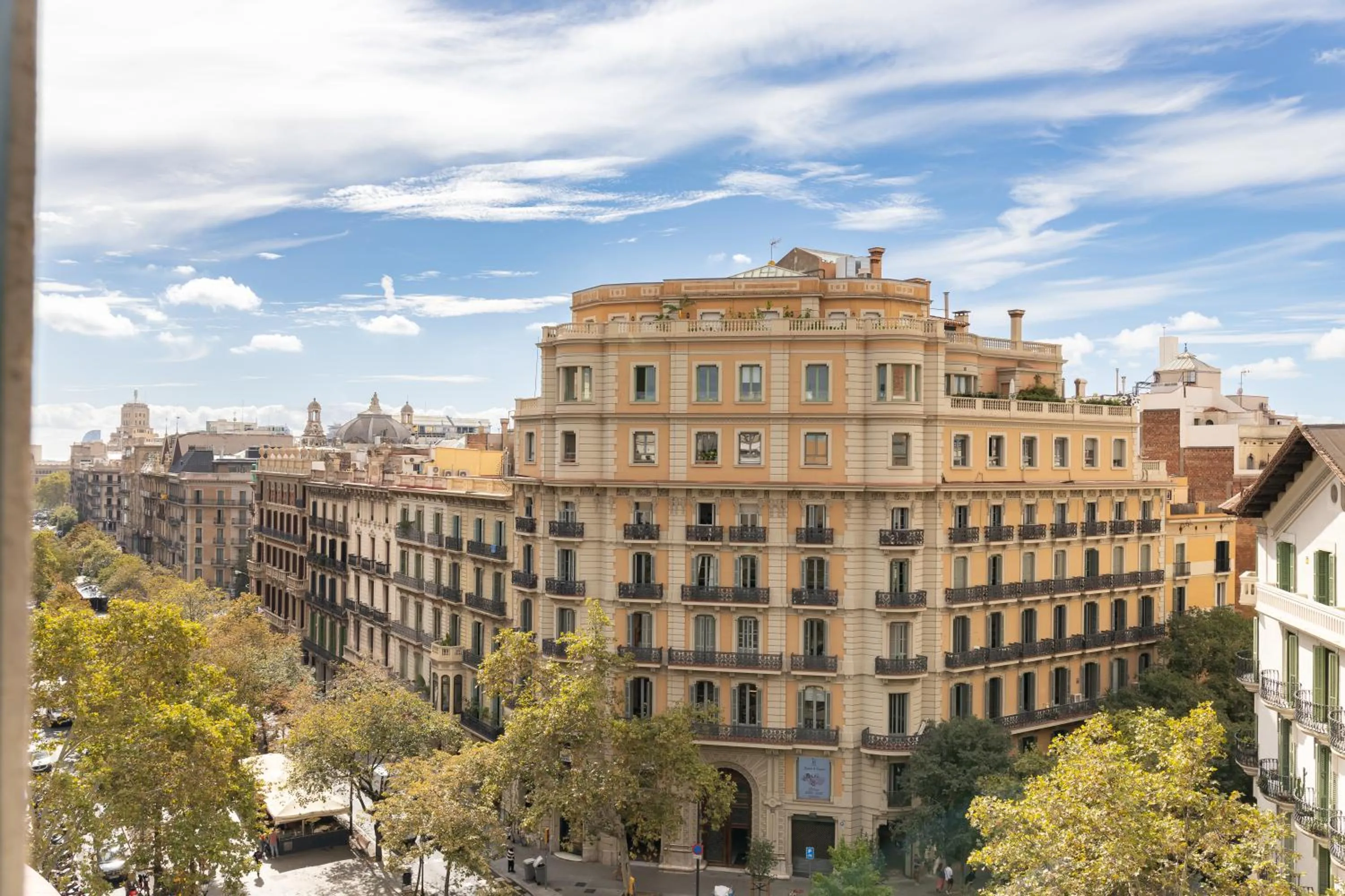 Day in Cosmo Apartments Rambla Catalunya