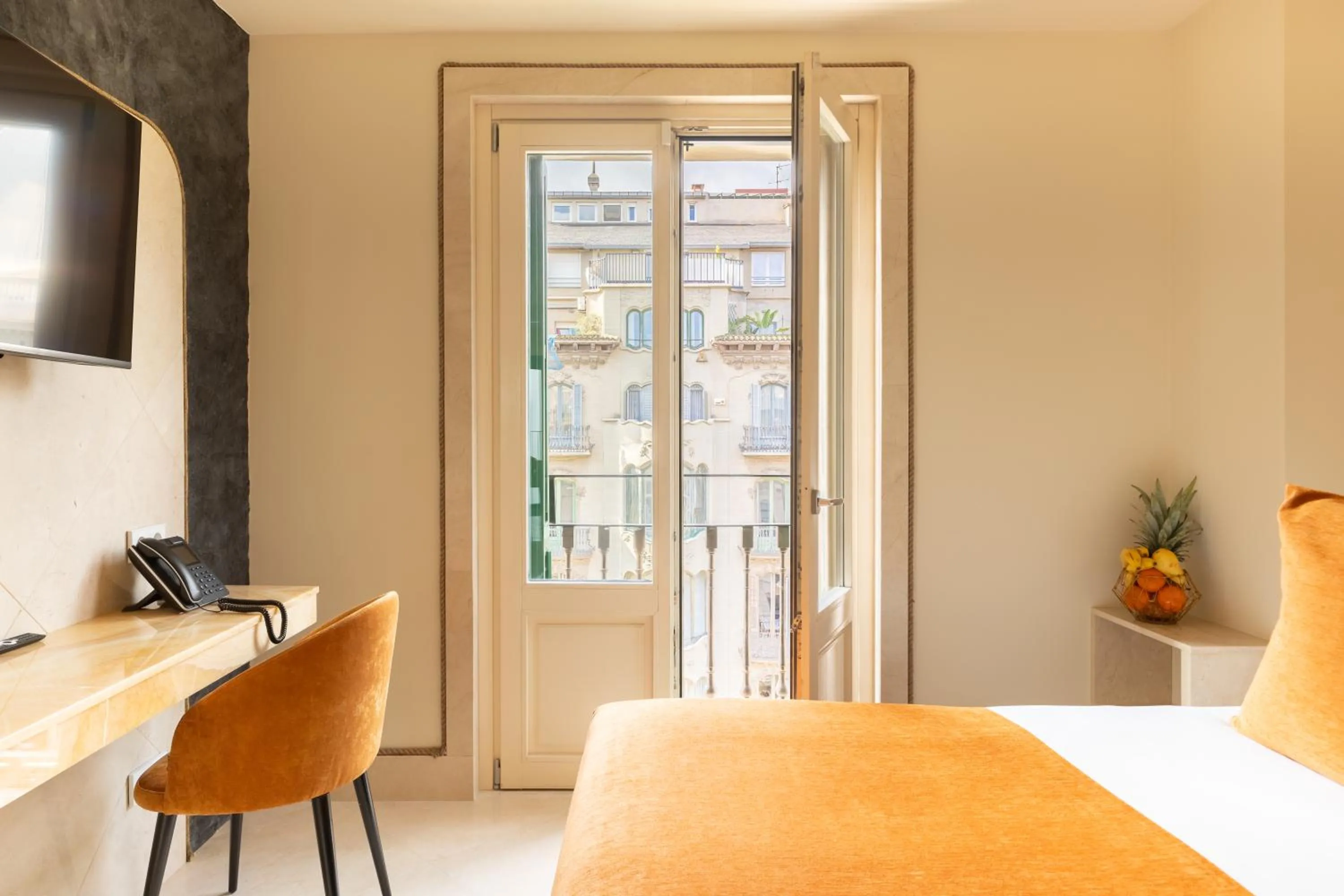 Bedroom, Bed in Cosmo Apartments Rambla Catalunya
