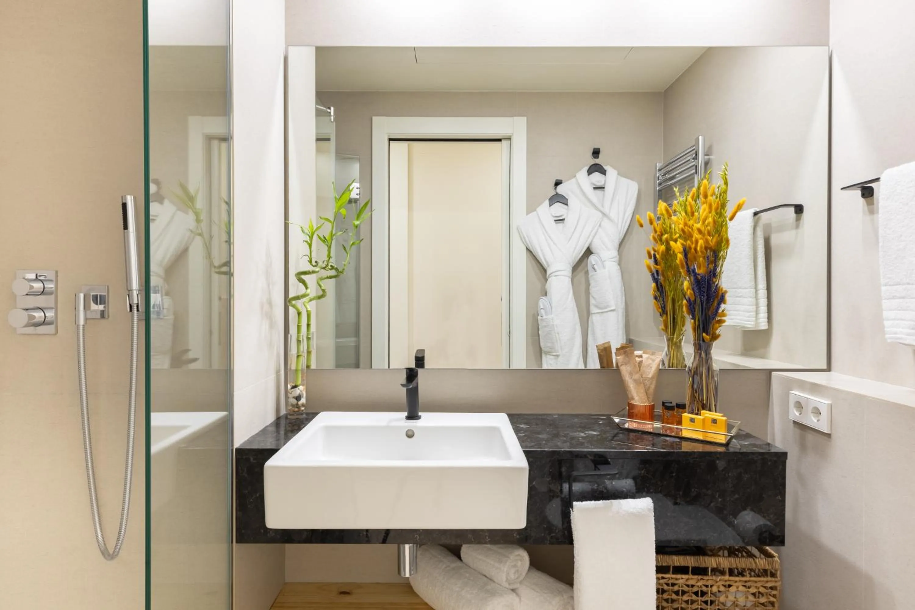 Bathroom in Cosmo Apartments Rambla Catalunya