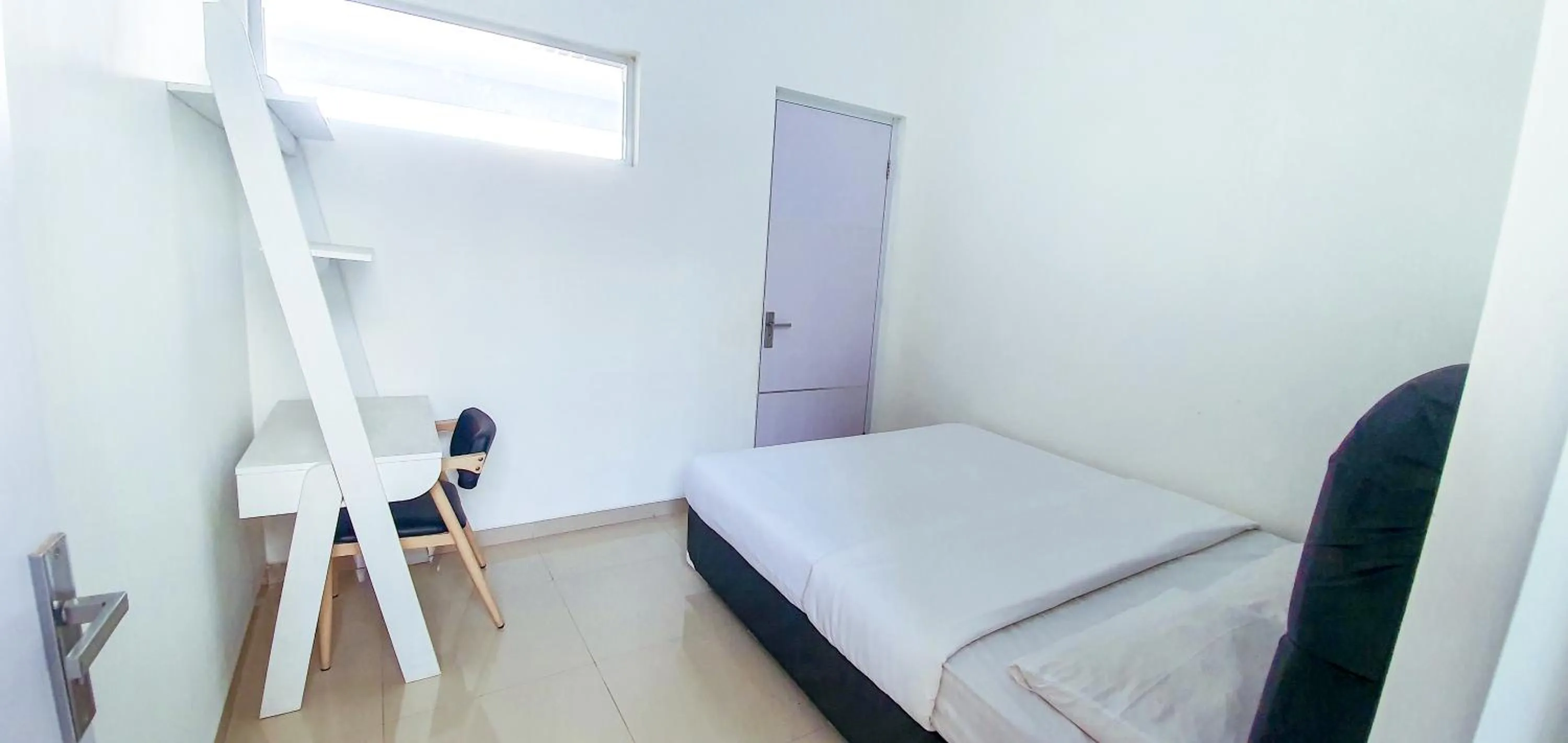 Bed in Villa Mangli Monochrome Syariah by eComerceloka