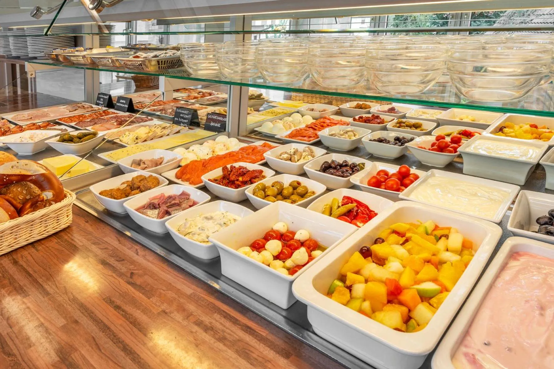 Buffet breakfast in Hotel Gasthof Zum Rössle