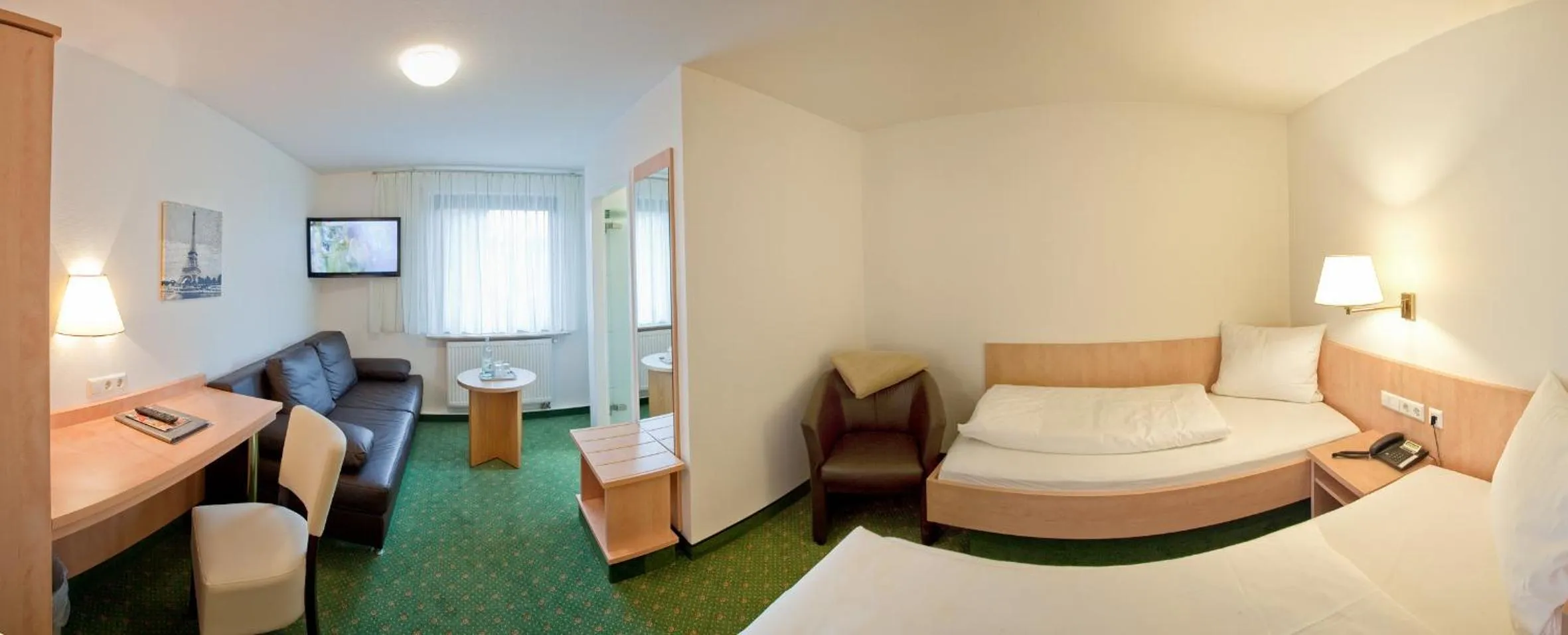 Bed in Hotel Gasthof Zum Rössle