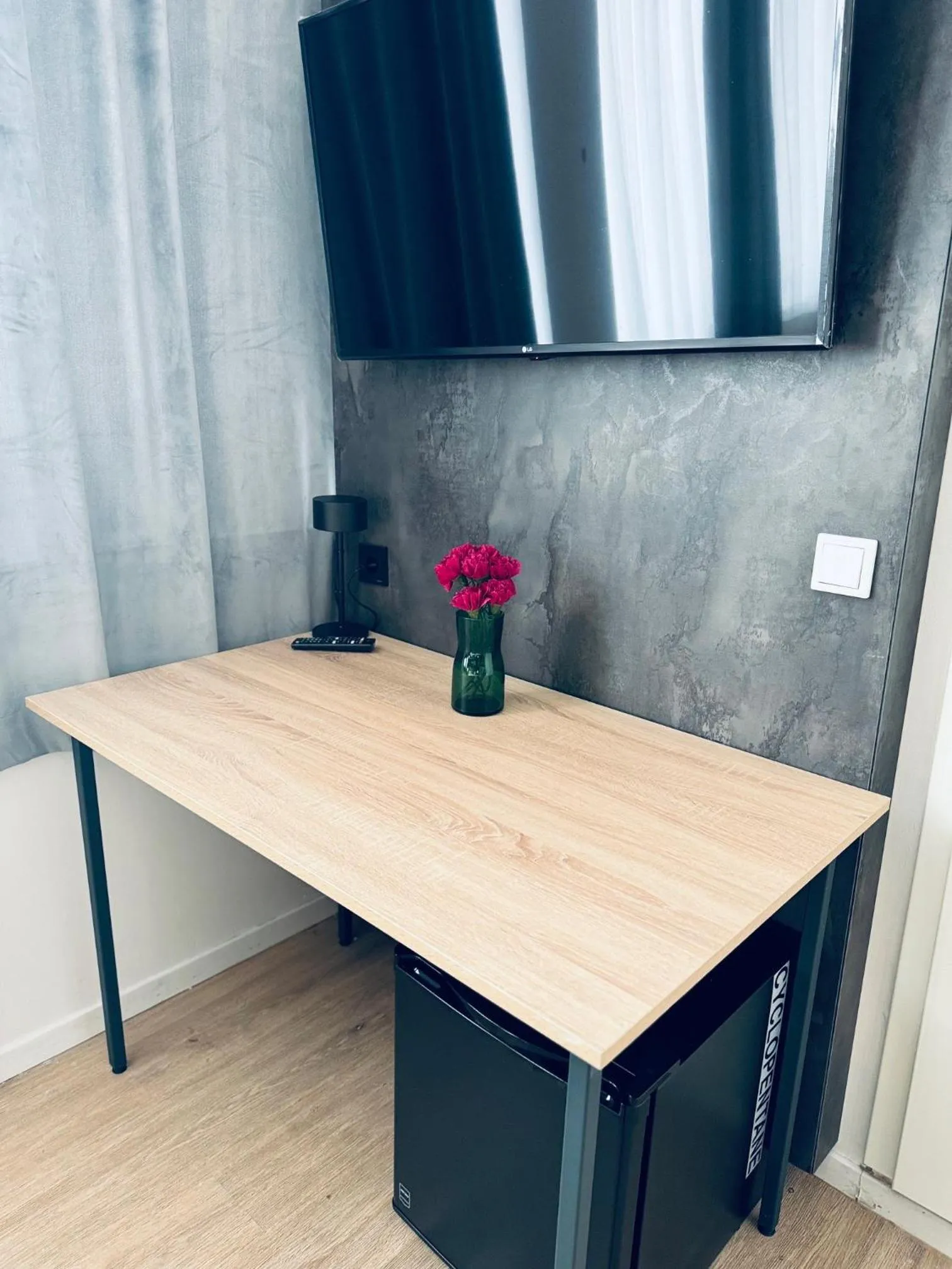 Photo of the whole room in Hotel Charlton