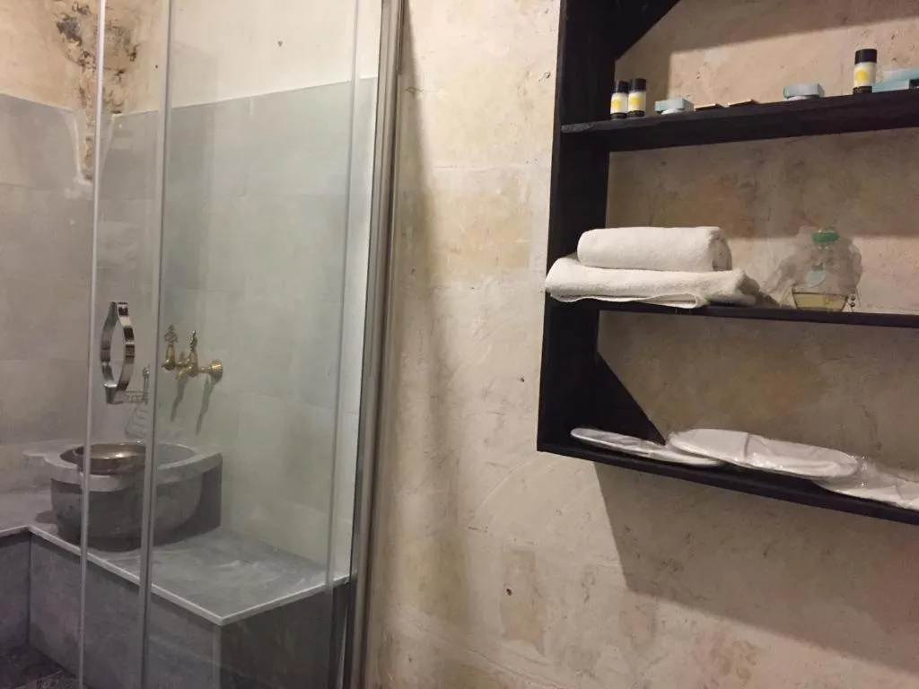 Bathroom in Hasbahan Konak