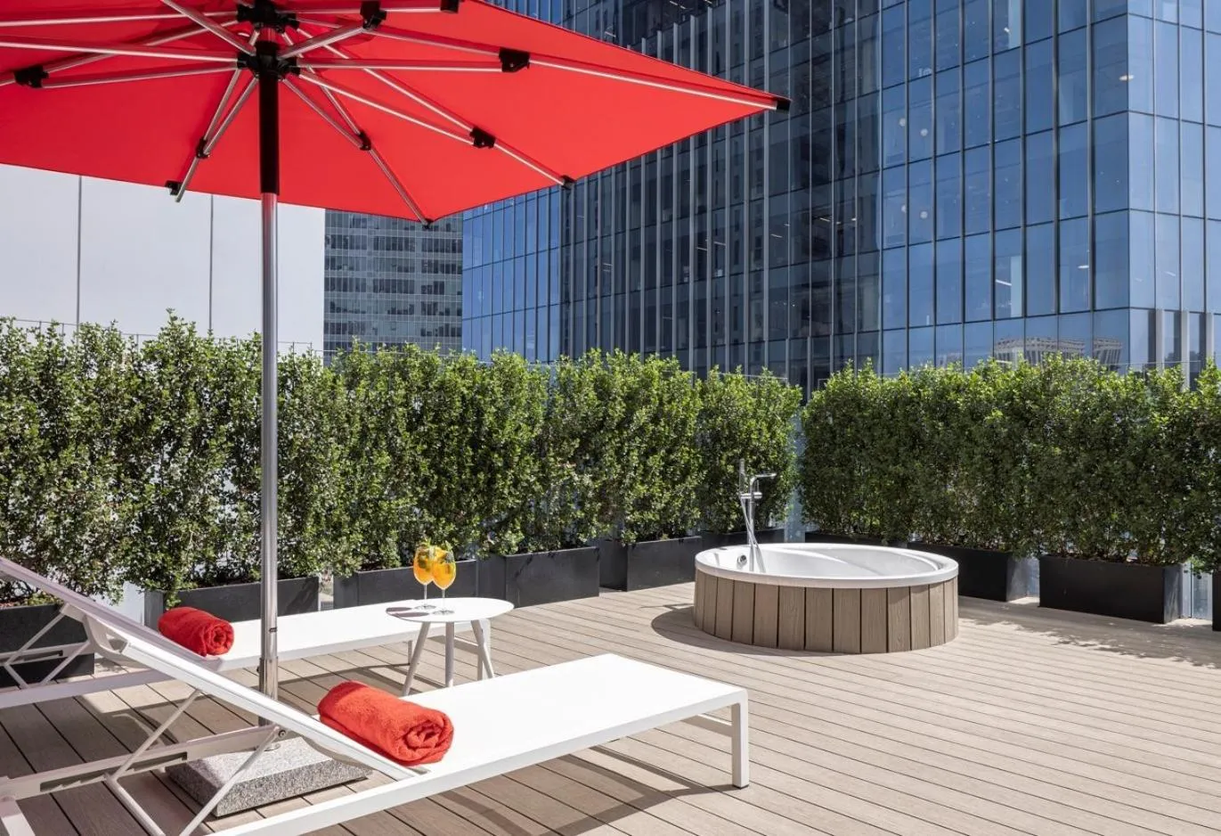 Hot Tub in Play Midtown Hotel Tel Aviv