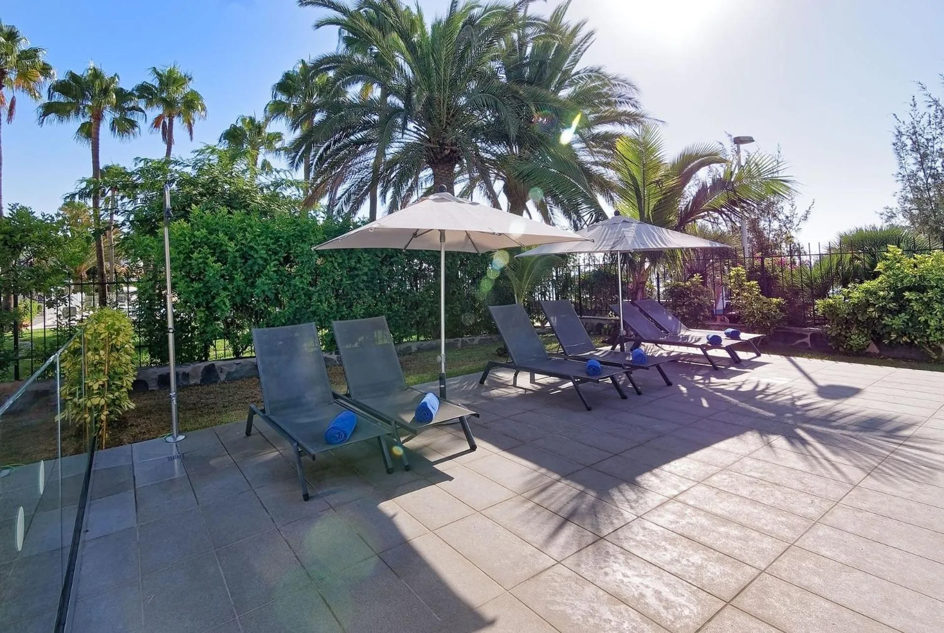 Swimming pool in Las Nasas by Labranda