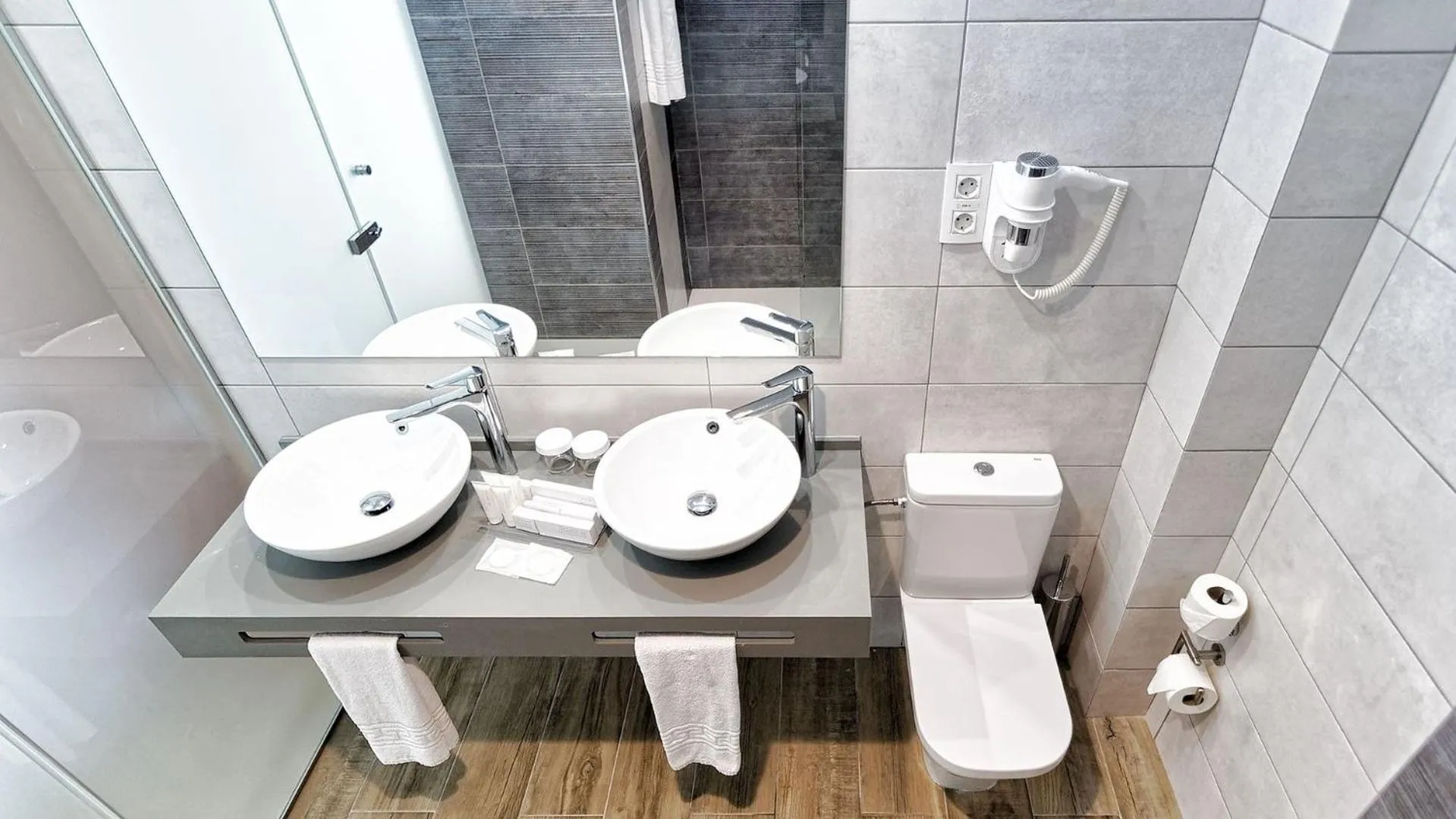 Bathroom in Las Nasas by Labranda