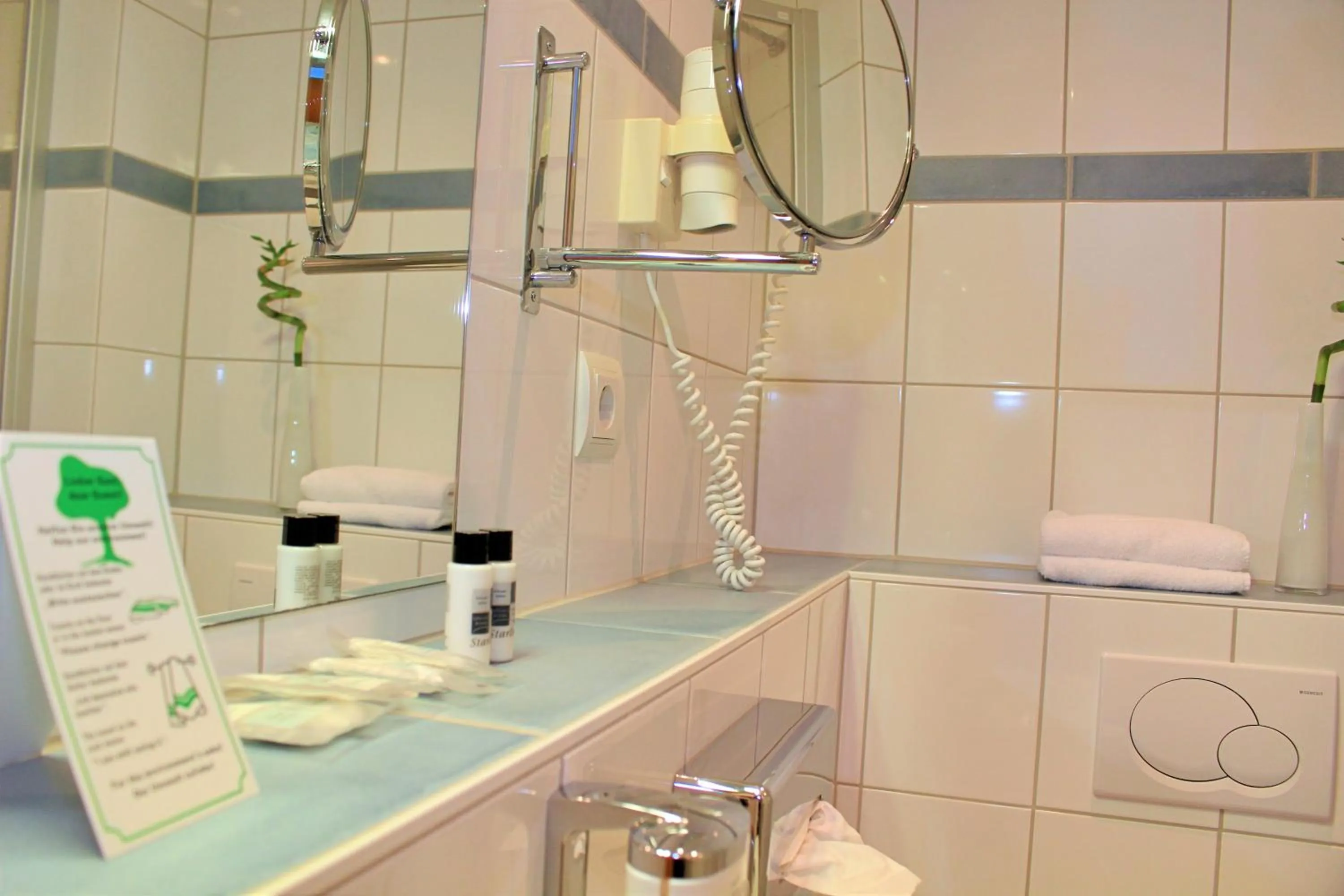 Bathroom in Hünerbein's Posthotel