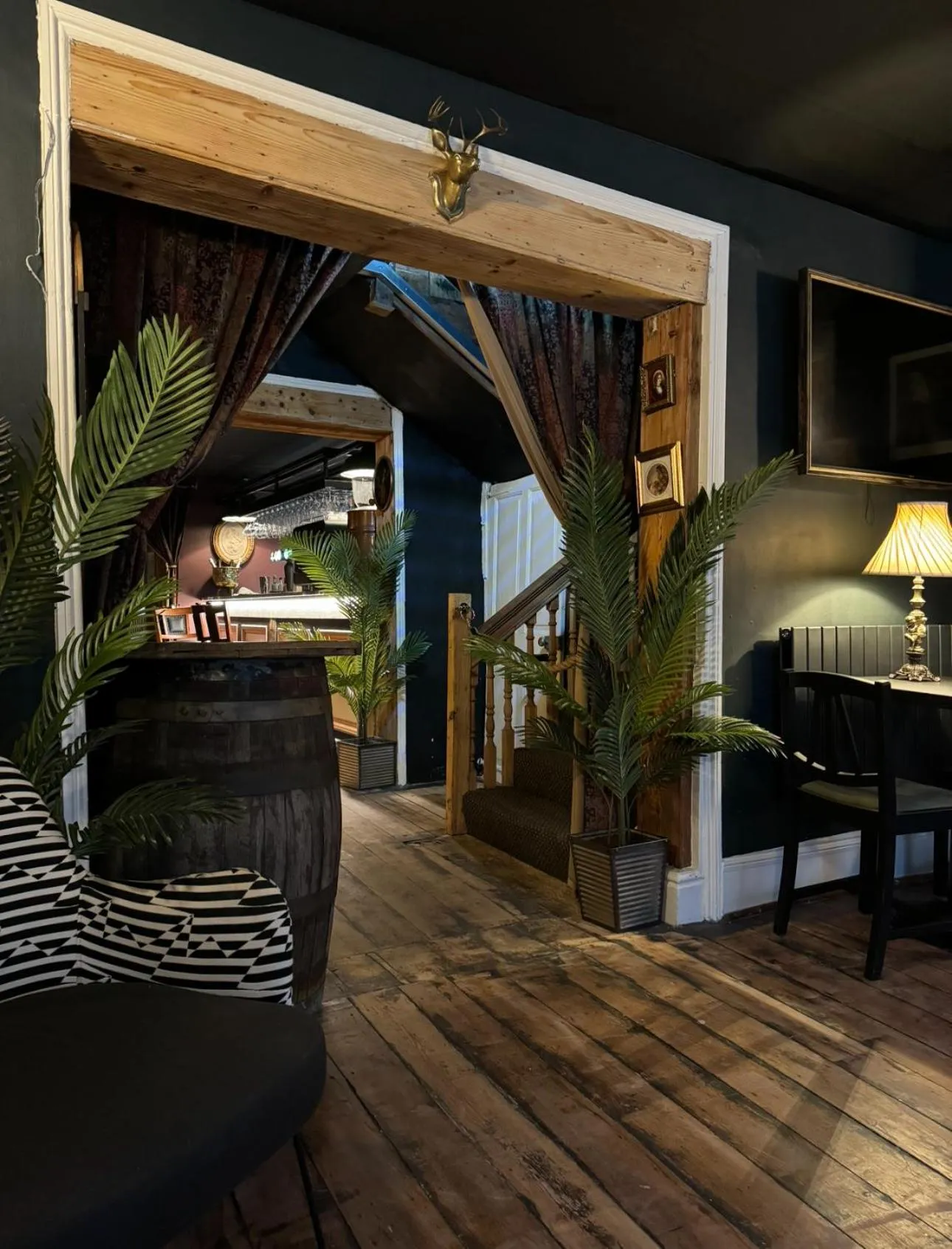 Lounge or bar in Riize Boutique Hotel Worcester Self Check-in City Centre