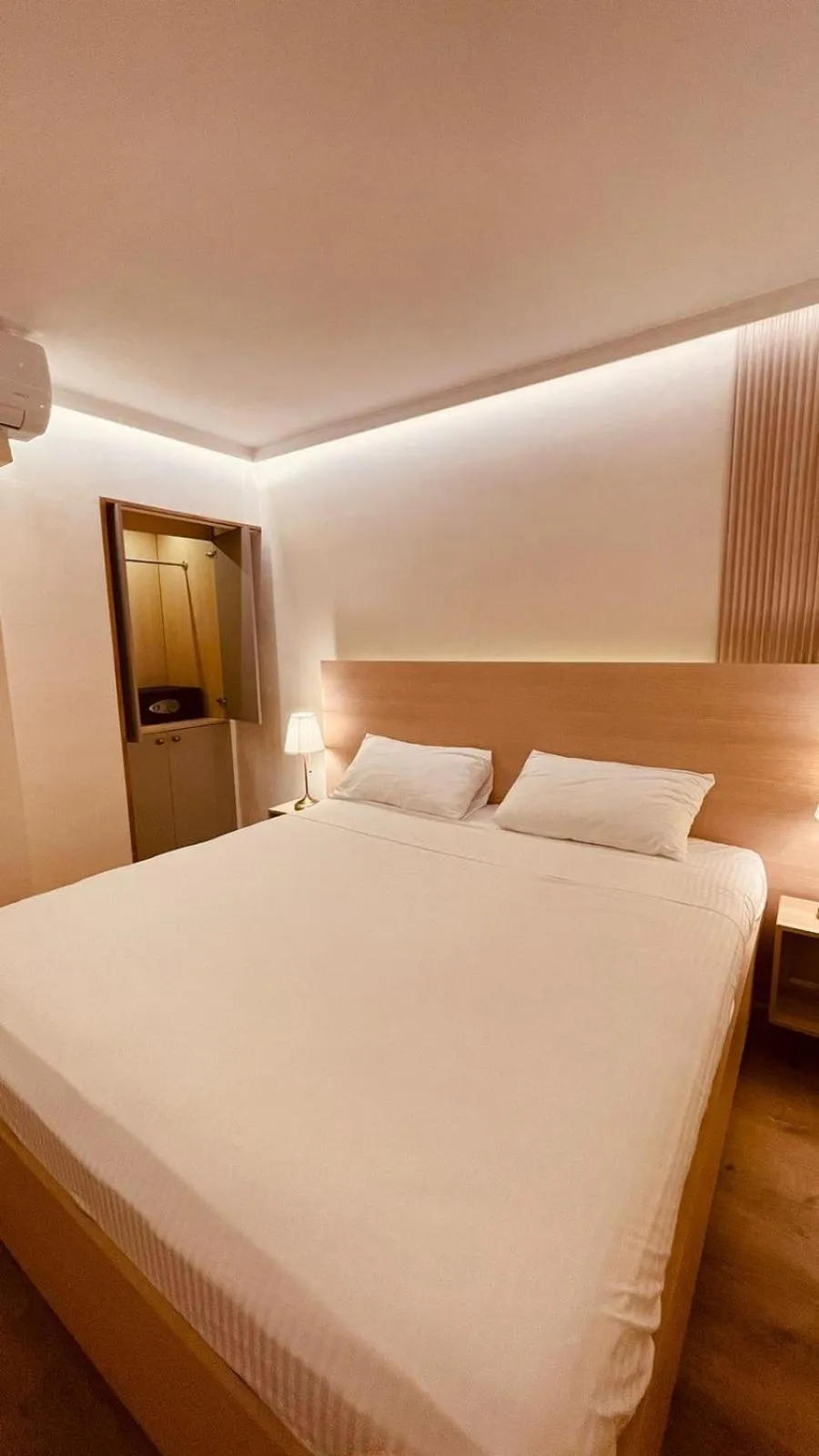 Bed in Hotel La Colonia