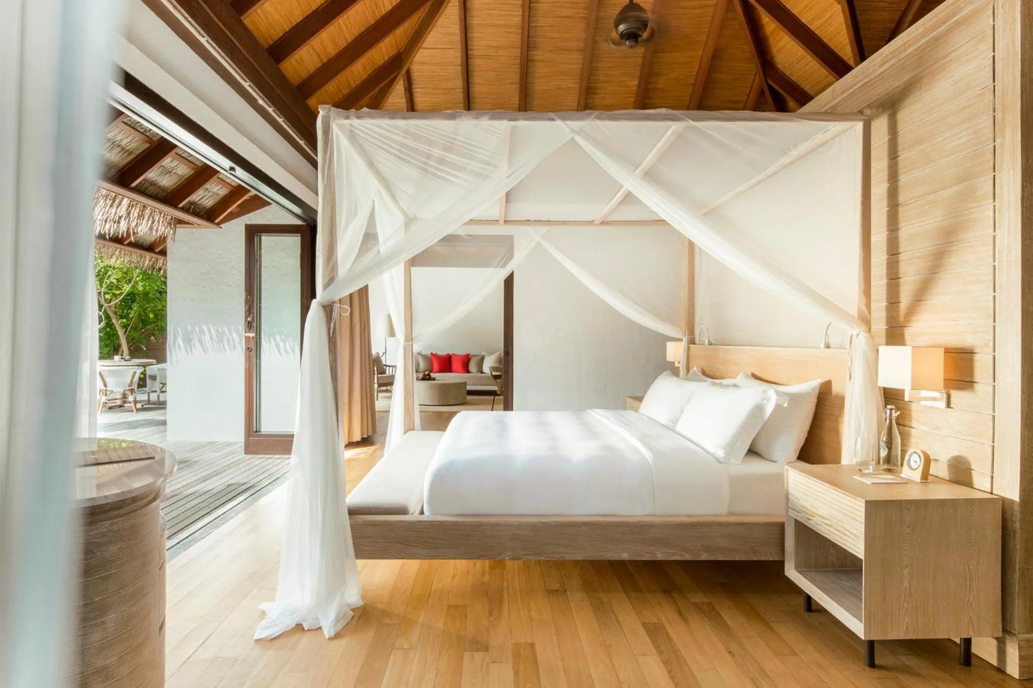 Bedroom, Bed in COMO Maalifushi