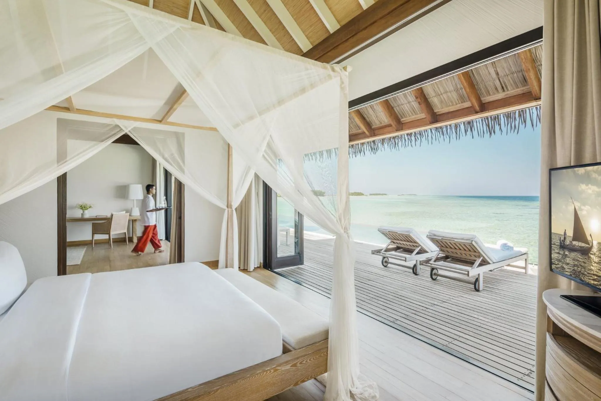 Bedroom, Bed in COMO Maalifushi