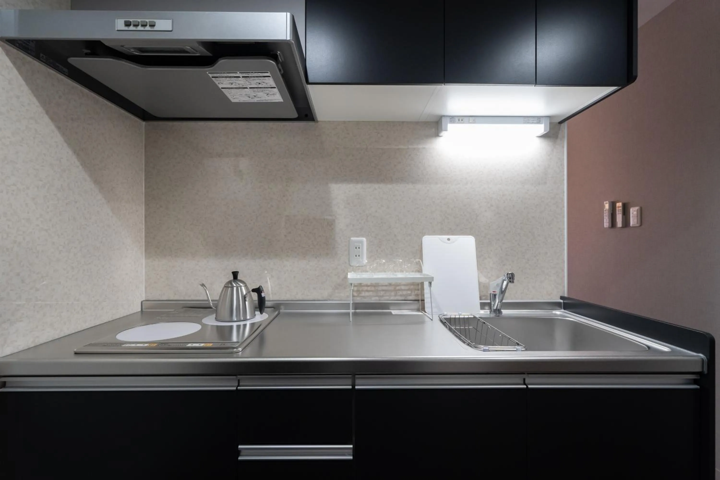 Kitchen or kitchenette in Hotel Piacere NAMBA