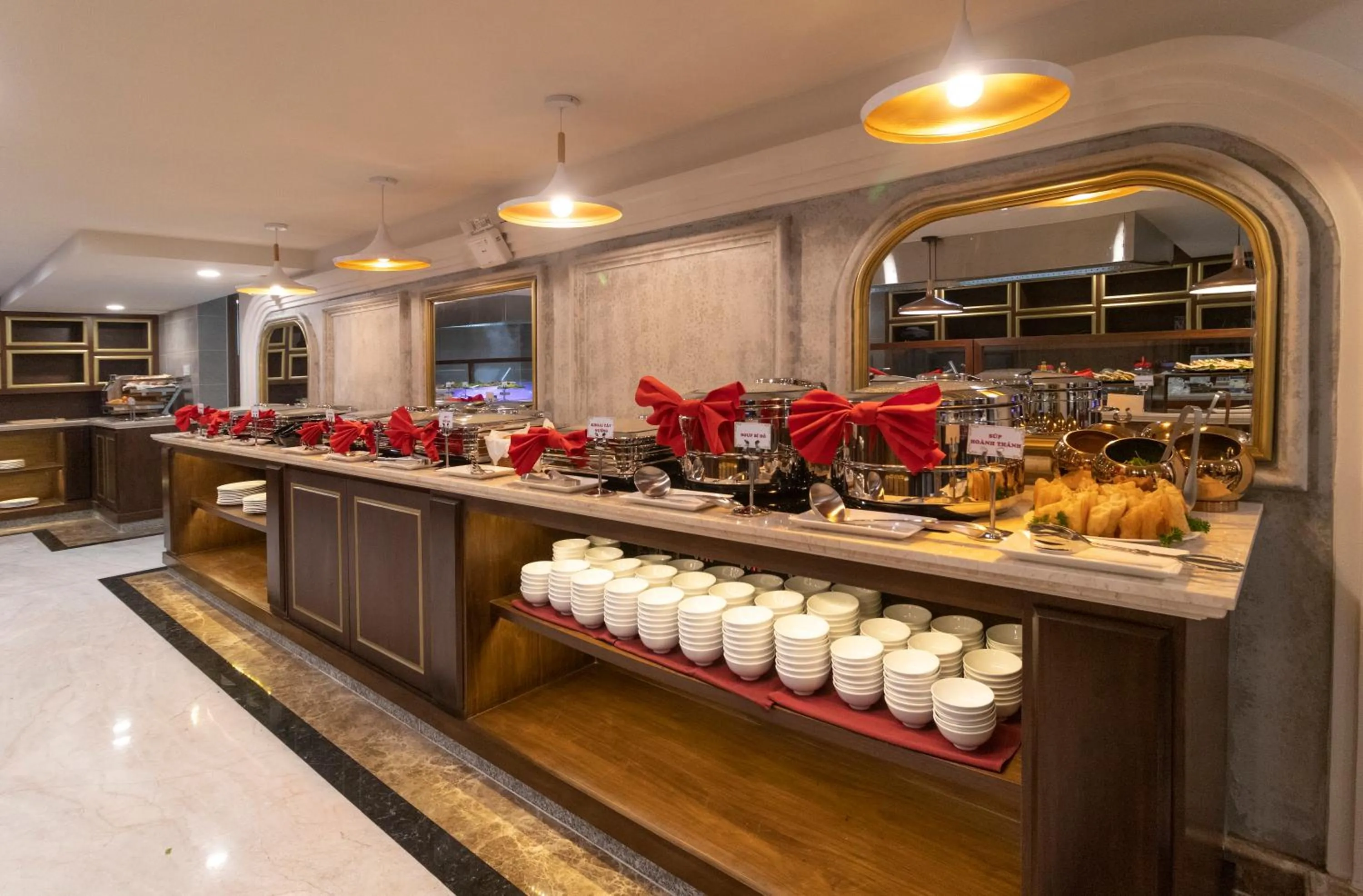 Breakfast in Marigold Hotel Dalat