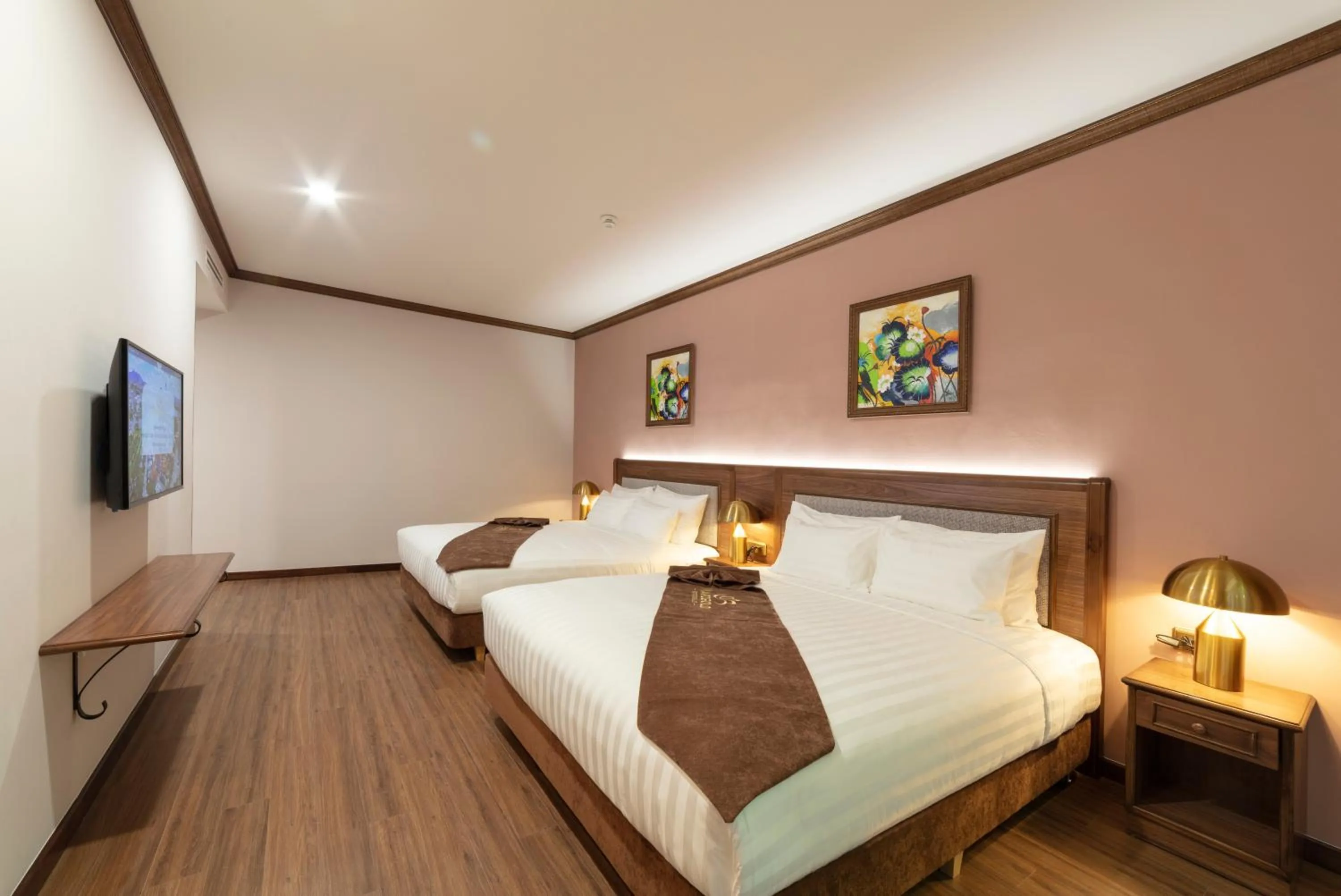 Bedroom, Bed in Marigold Hotel Dalat